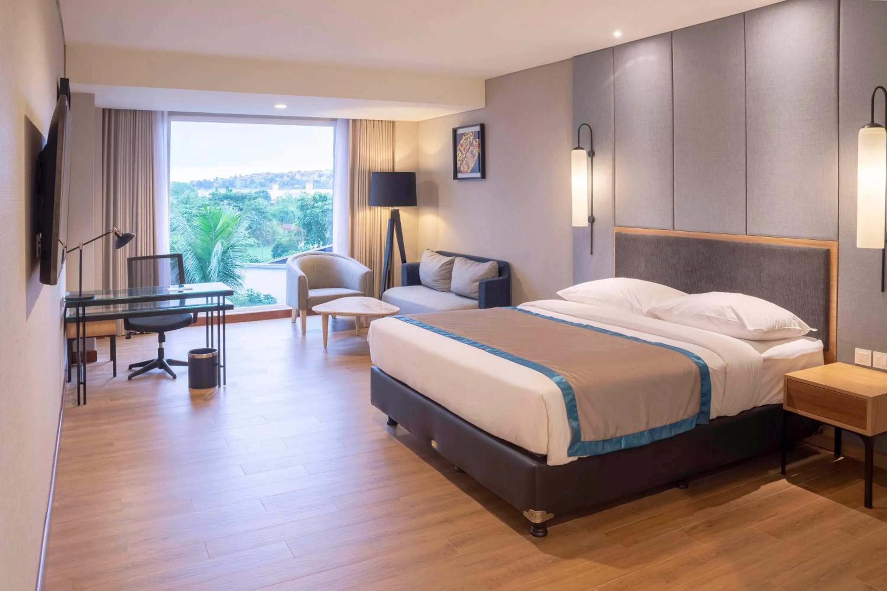Bed in Blue Sky Hotel Balikpapan