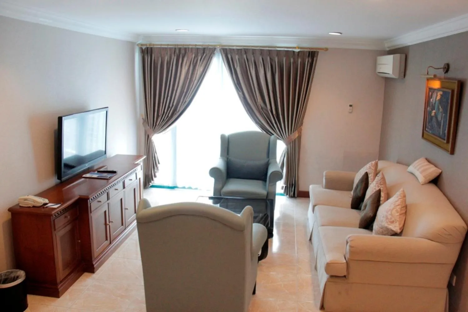 Living room in Blue Sky Hotel Balikpapan