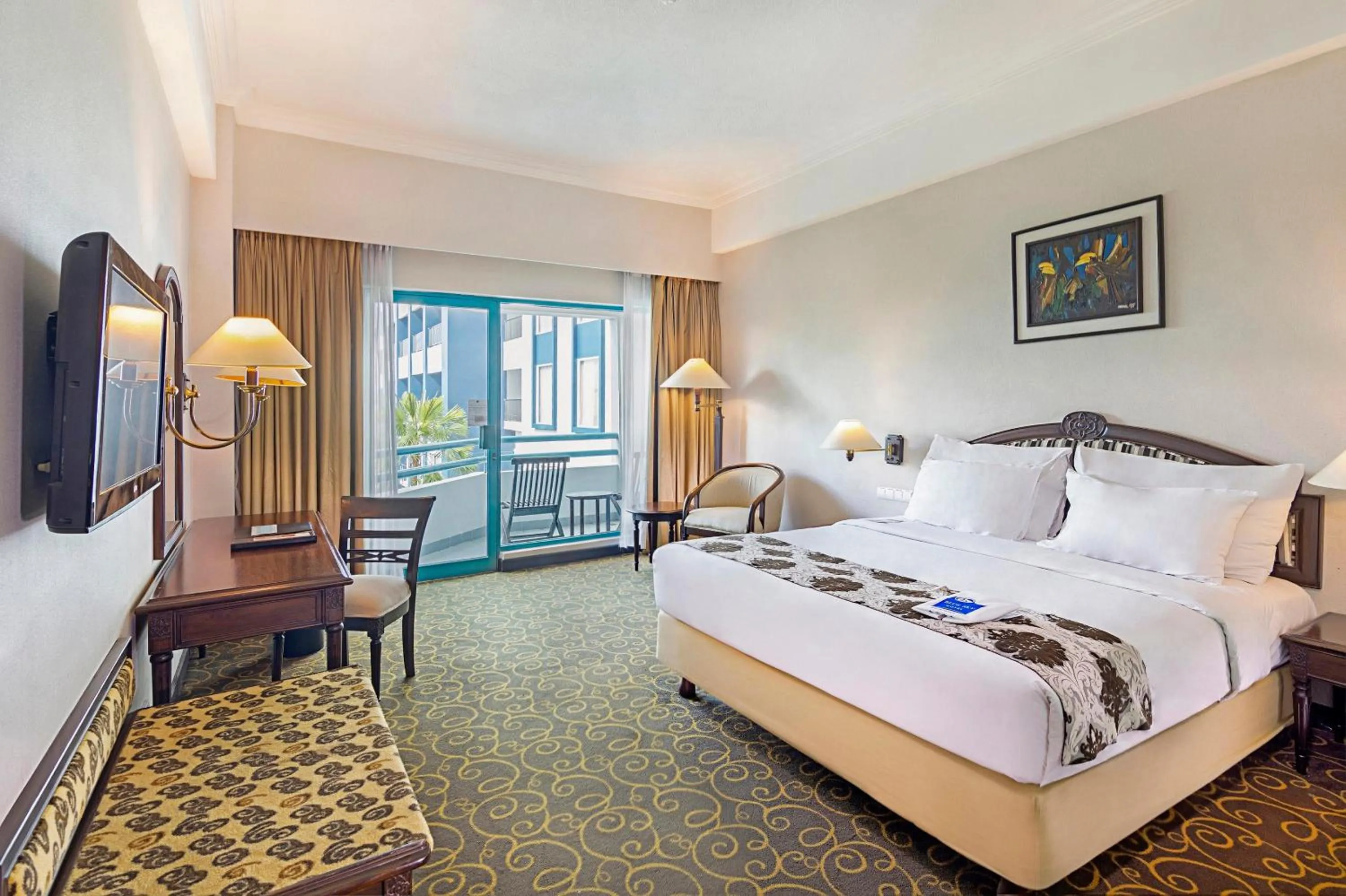 Bedroom, Bed in Blue Sky Hotel Balikpapan