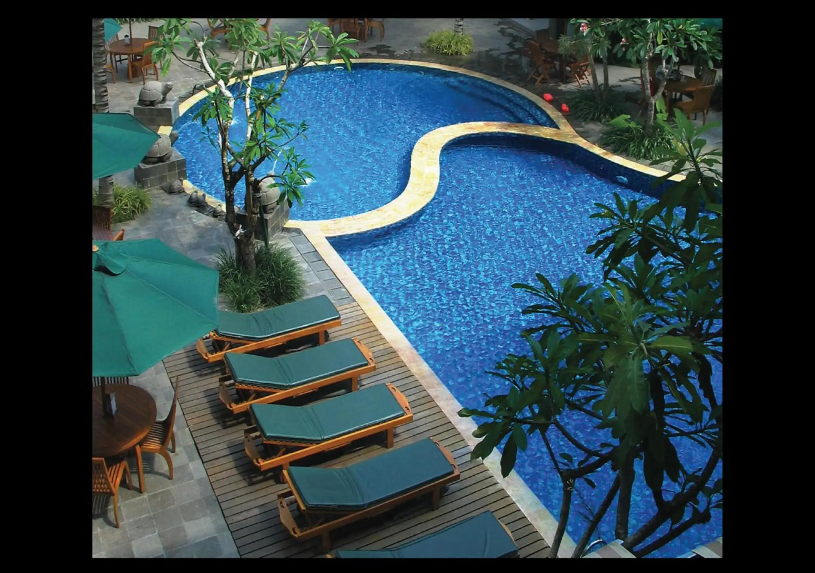 Swimming pool in Blue Sky Hotel Balikpapan Swimming pool in Blue Sky Hotel Balikpapan
