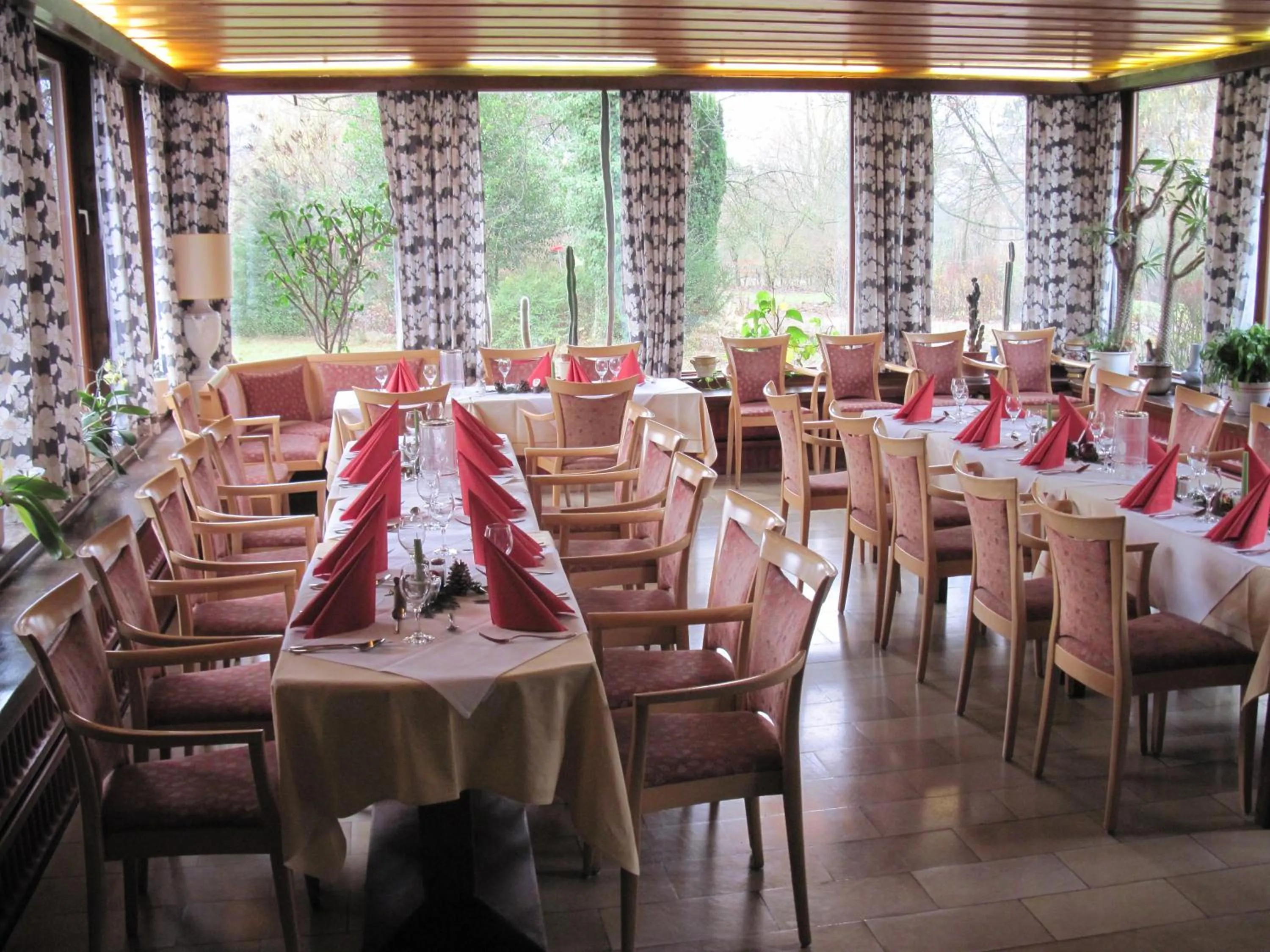 Restaurant/places to eat in Hotel-Café "Schauinsland"