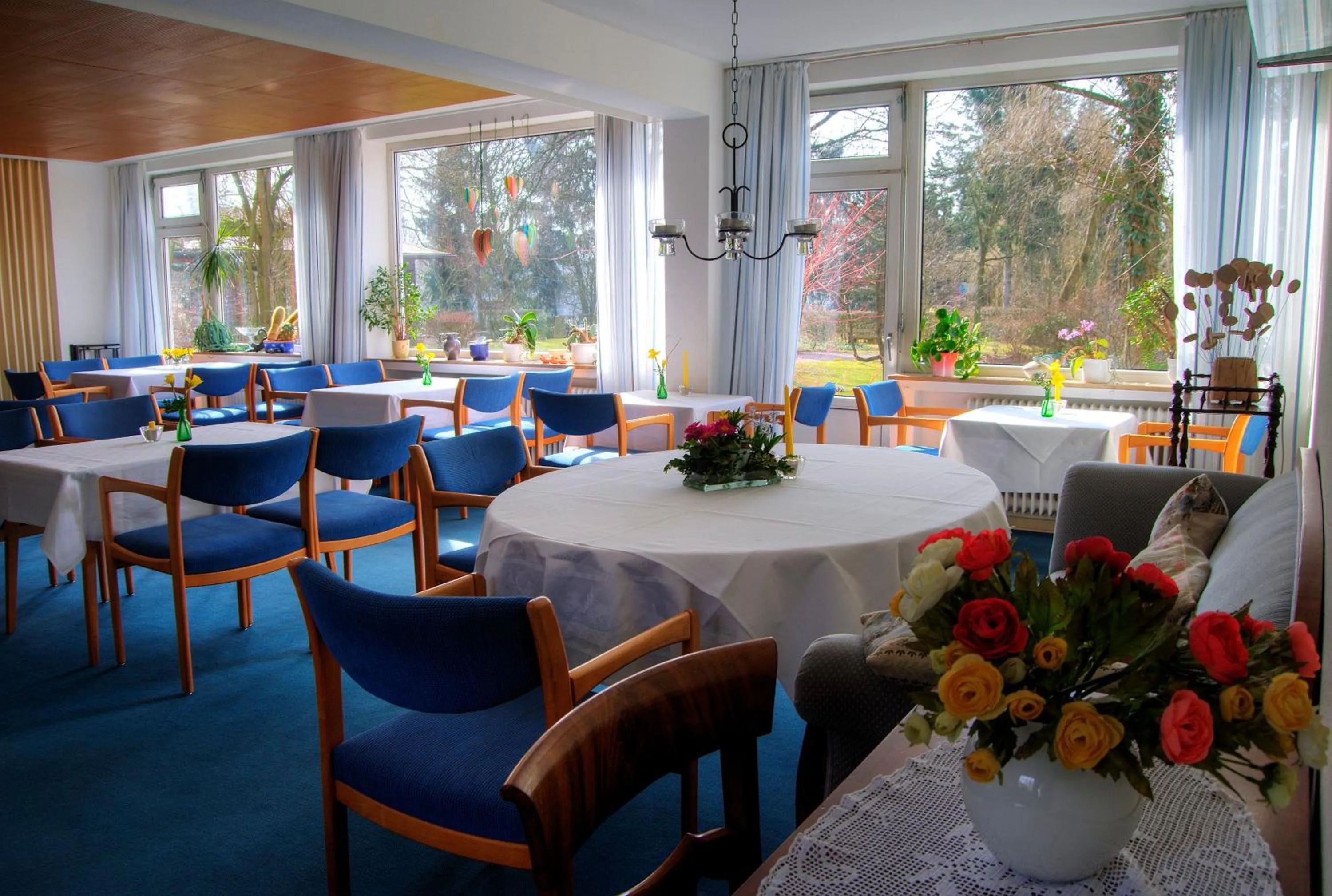 Restaurant/places to eat in Hotel-Café "Schauinsland"