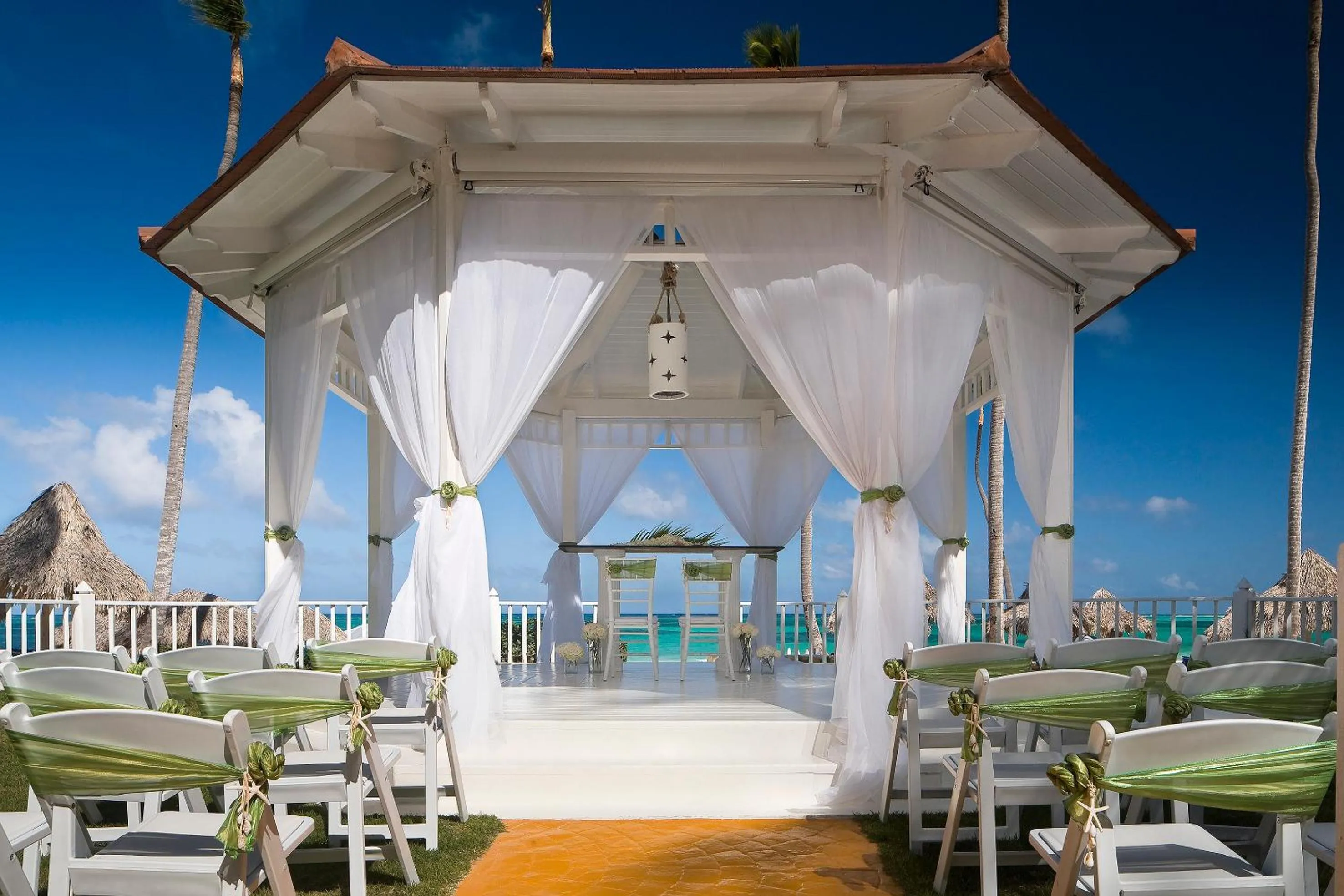 Day in Meliá Caribe Beach Resort-All Inclusive