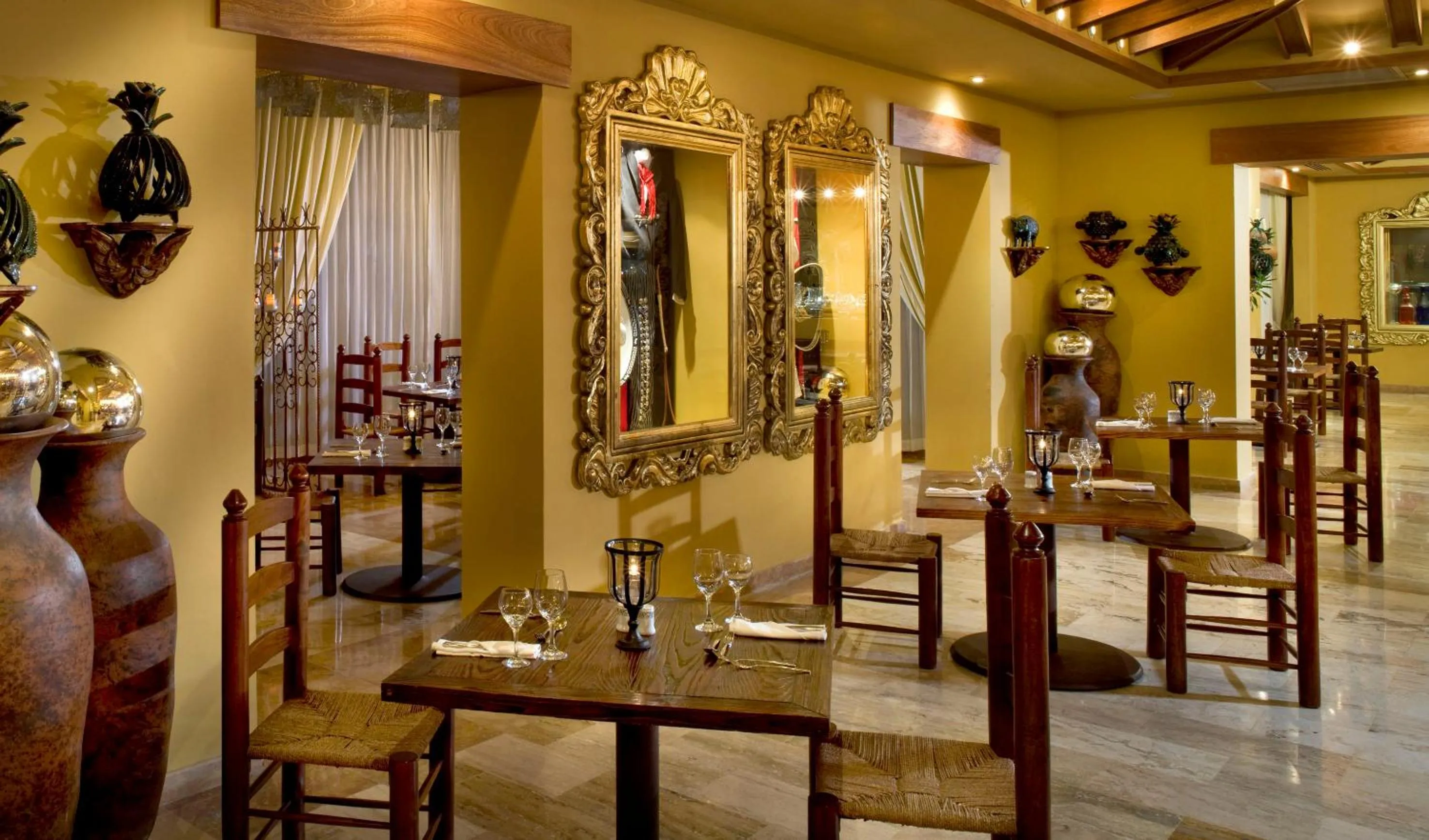 Restaurant/places to eat in Meliá Caribe Beach Resort-All Inclusive