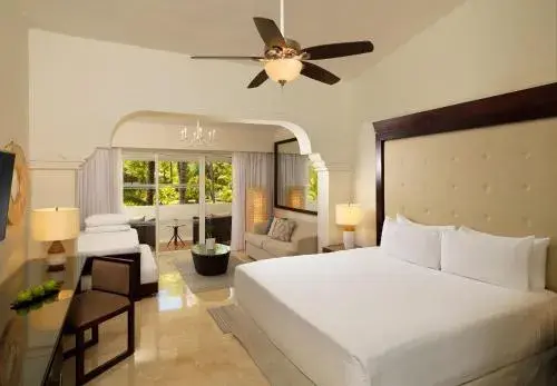Meliá Caribe Beach Resort-All Inclusive Meliá Caribe Beach Resort-All Inclusive