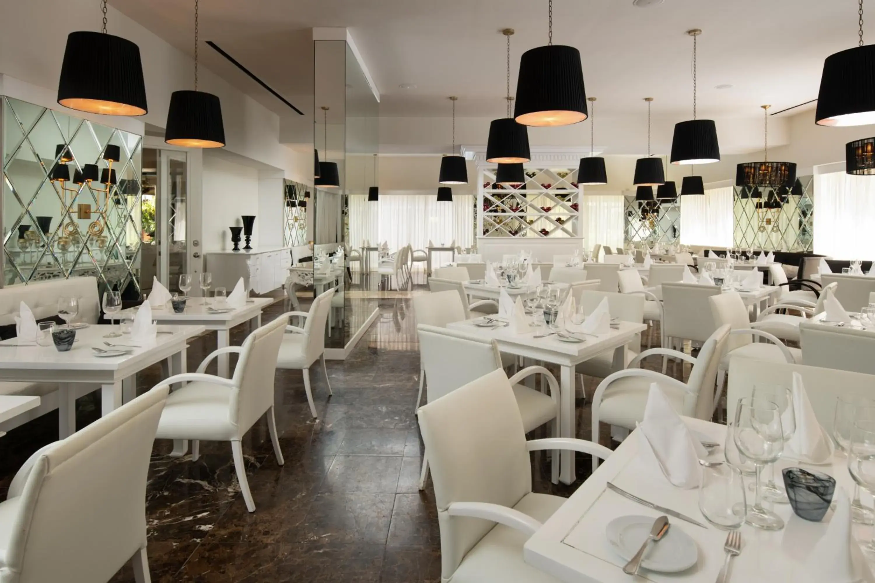 Restaurant/places to eat in Meliá Caribe Beach Resort-All Inclusive Restaurant/places to eat in Meliá Caribe Beach Resort-All Inclusive