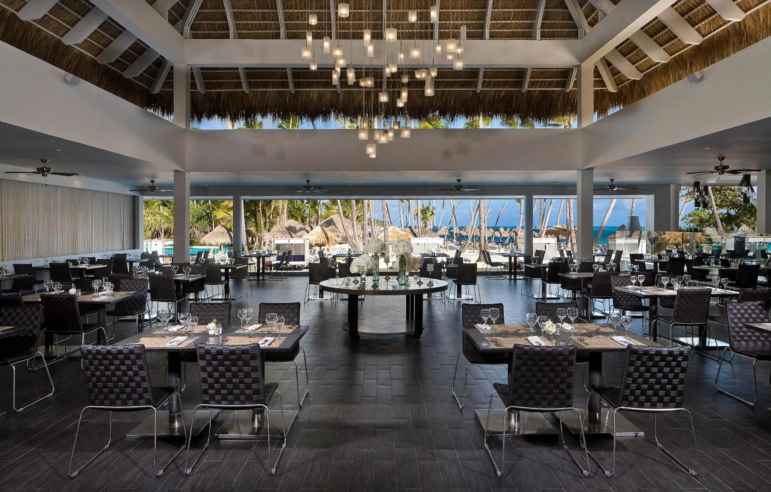 Restaurant/places to eat in Meliá Caribe Beach Resort-All Inclusive Restaurant/places to eat in Meliá Caribe Beach Resort-All Inclusive