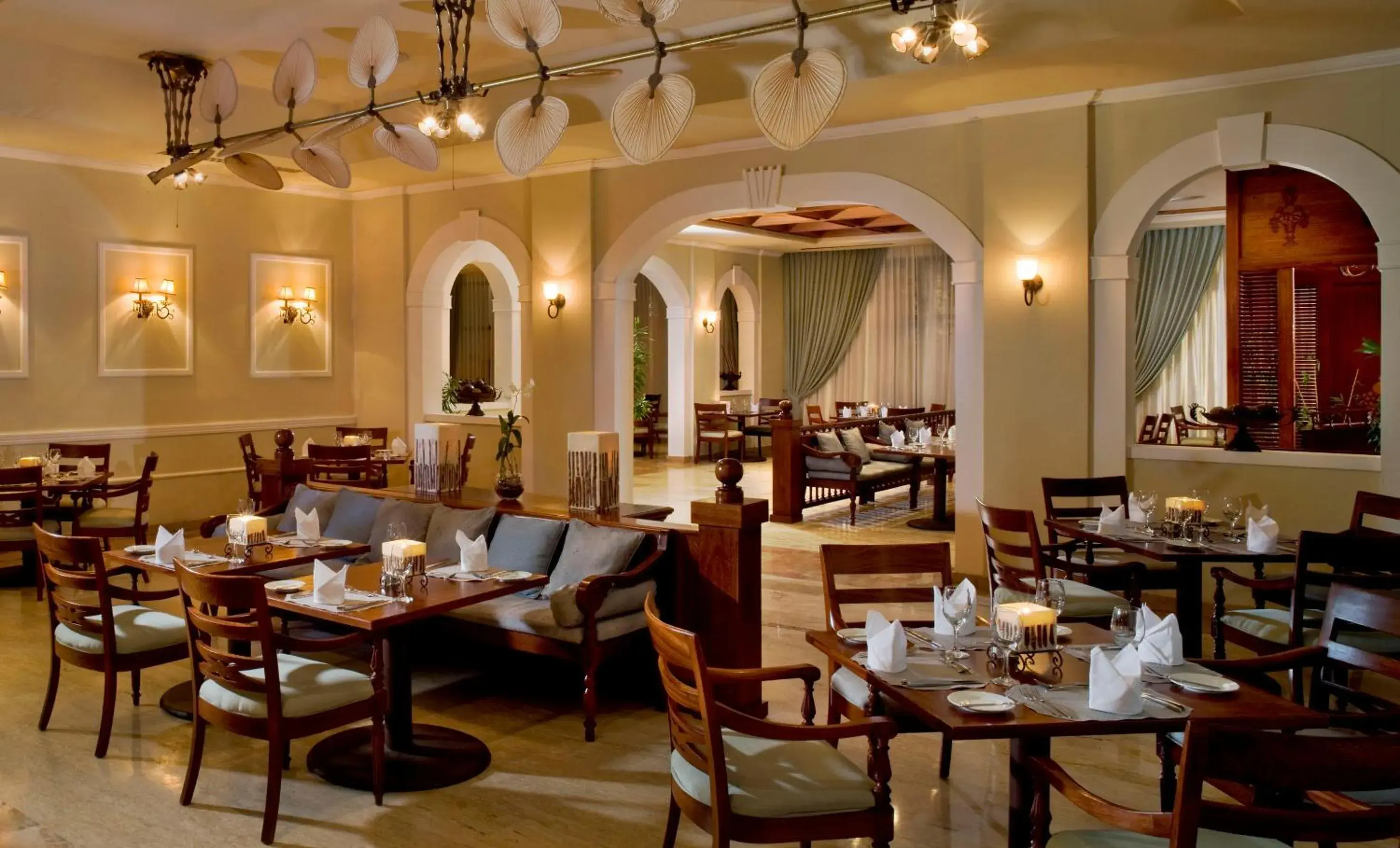 Restaurant/places to eat in Meliá Caribe Beach Resort-All Inclusive Restaurant/places to eat in Meliá Caribe Beach Resort-All Inclusive