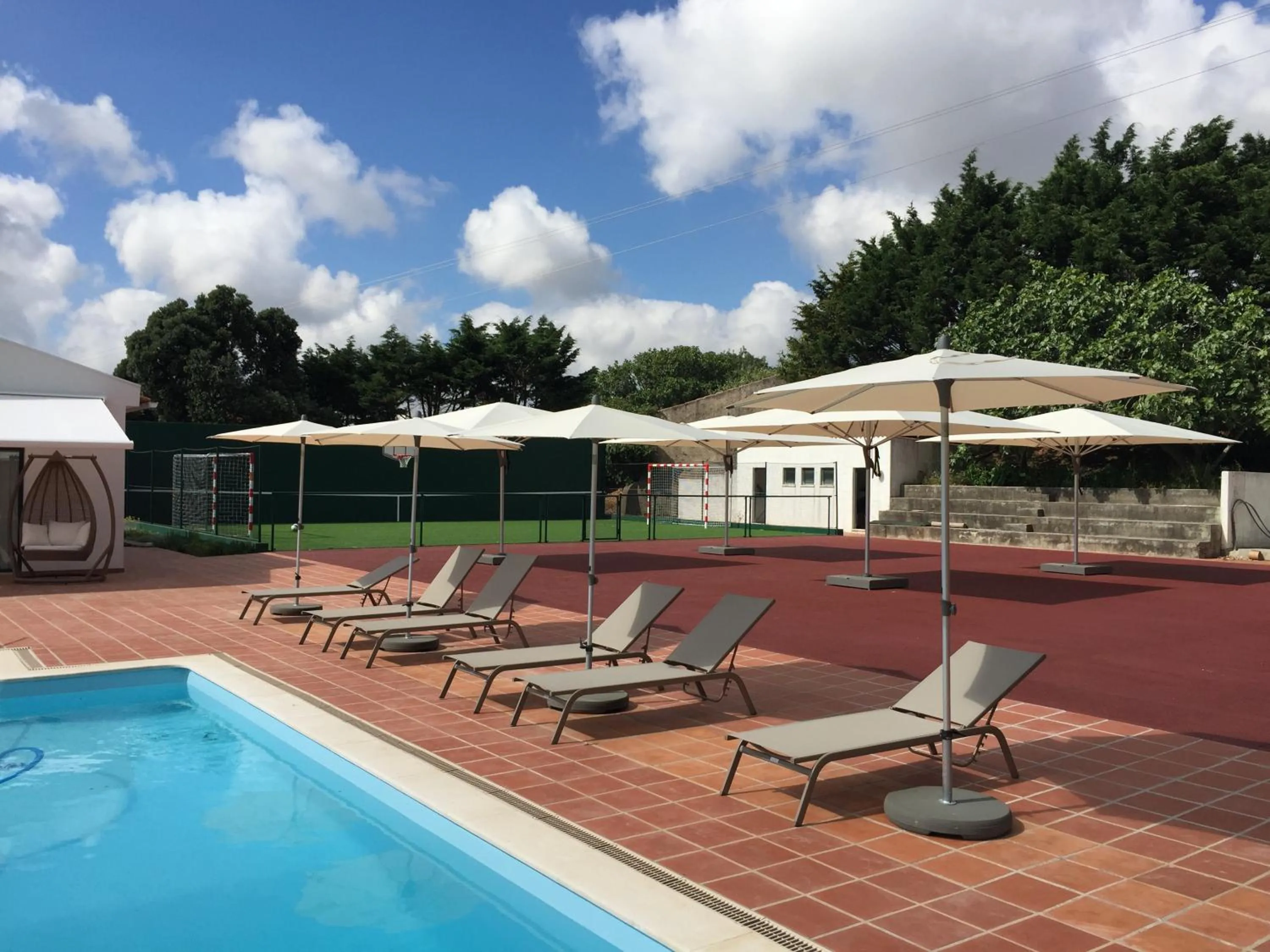 Swimming pool in Sintra Rural Home - Cerrado da Serra