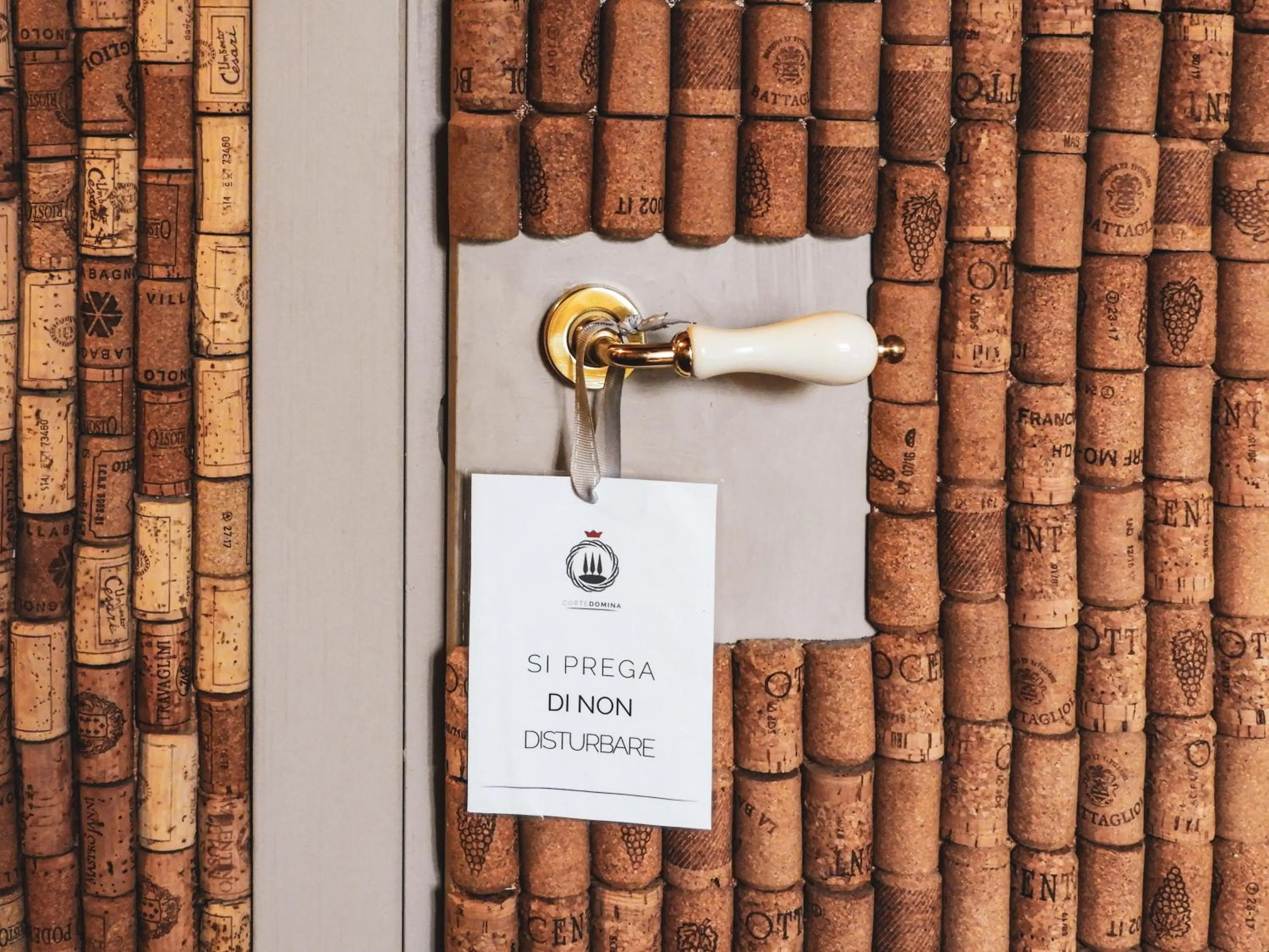 Decorative detail in Tenuta Cortedomina