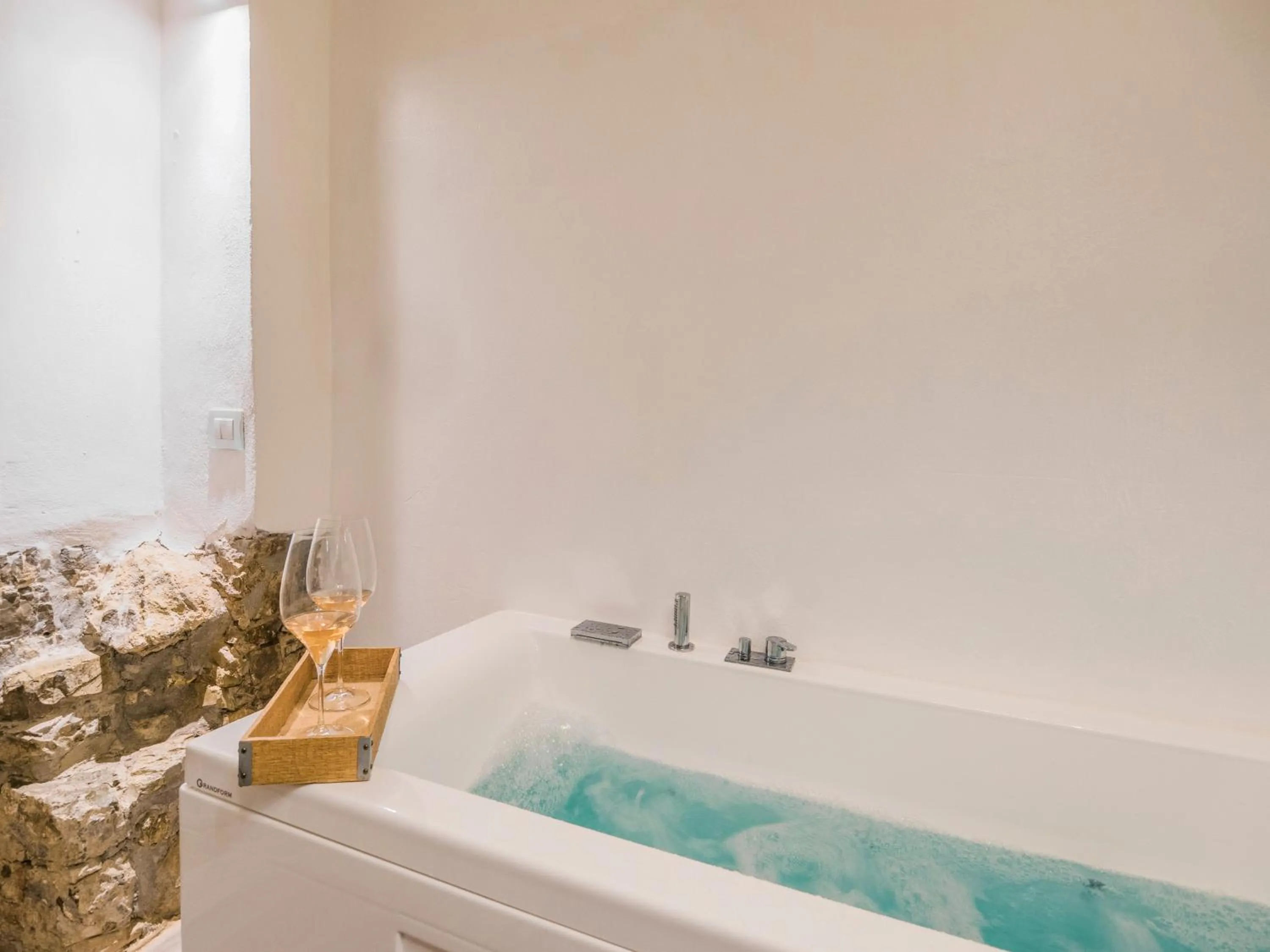 Hot Tub in Tenuta Cortedomina