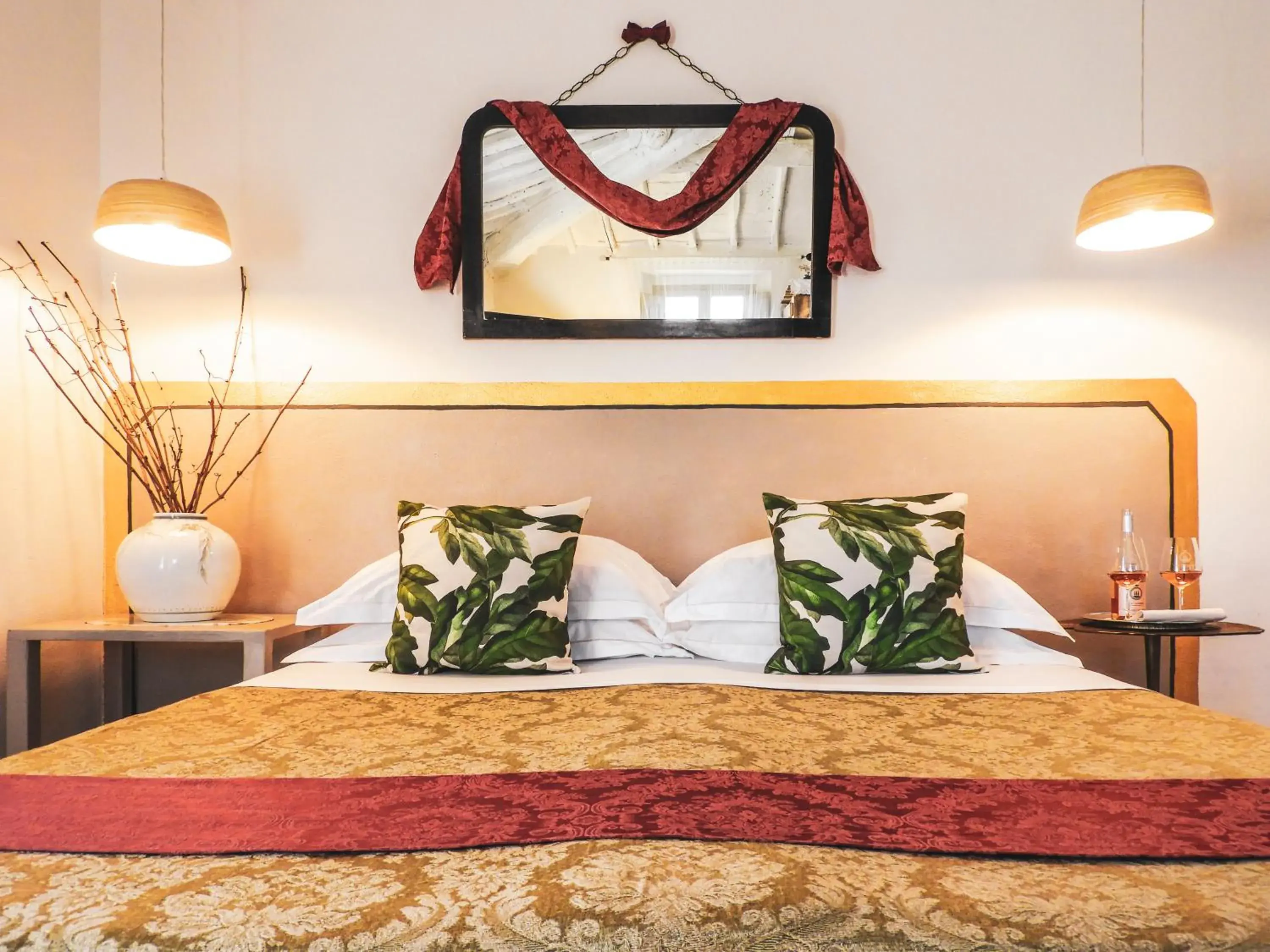 Double Room with Spa Bath in Tenuta Cortedomina Double Room with Spa Bath in Tenuta Cortedomina