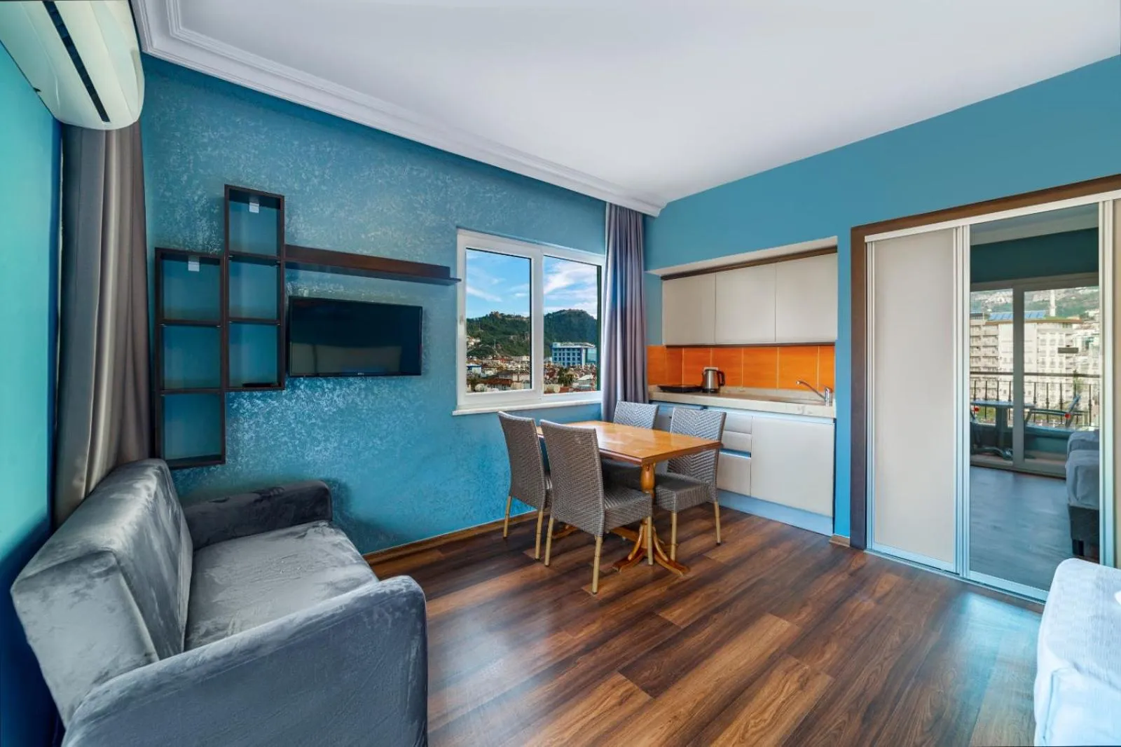 Living room in Royalisa City Apart Hotel