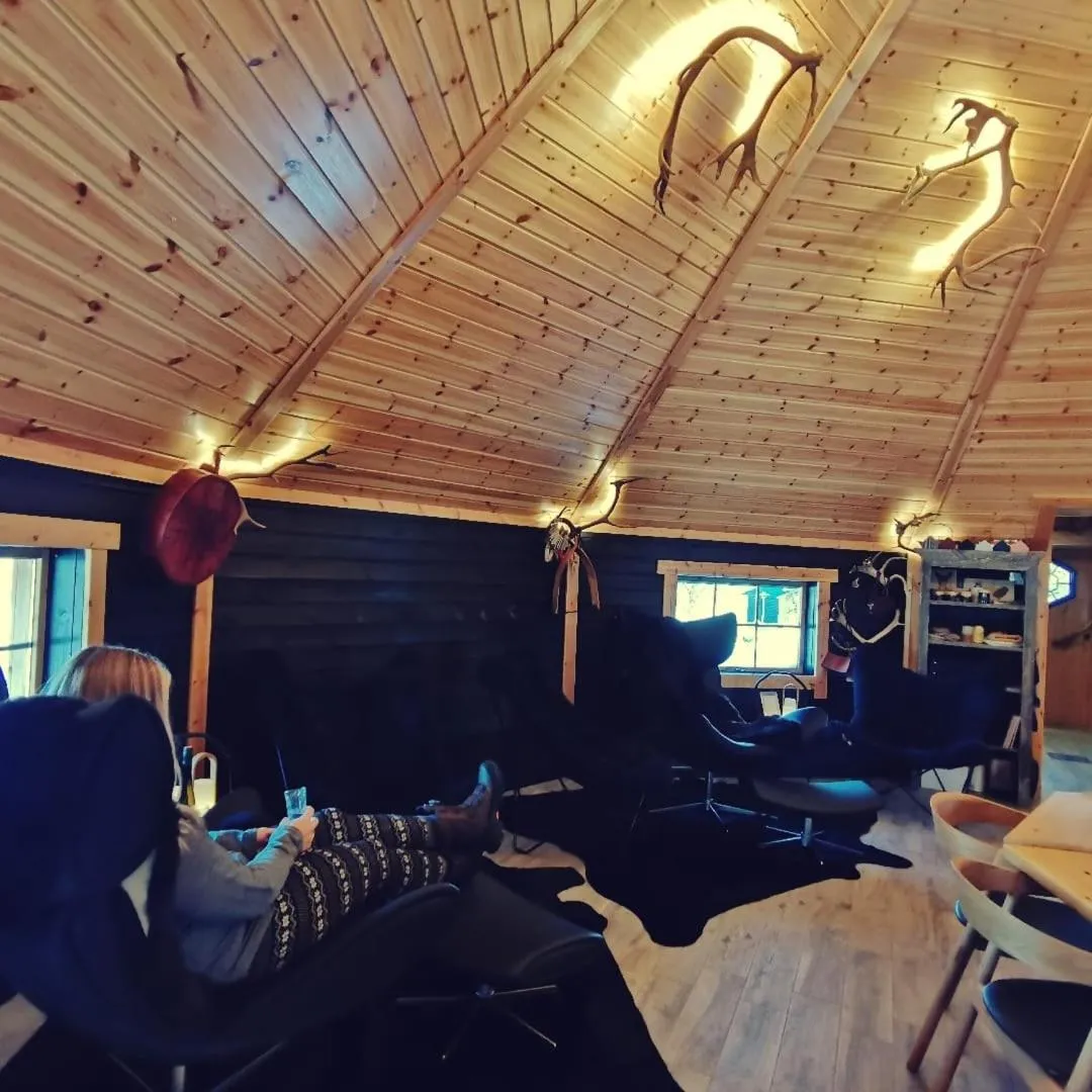 Lounge or bar in Arctic Land Adventure Glass Igloos