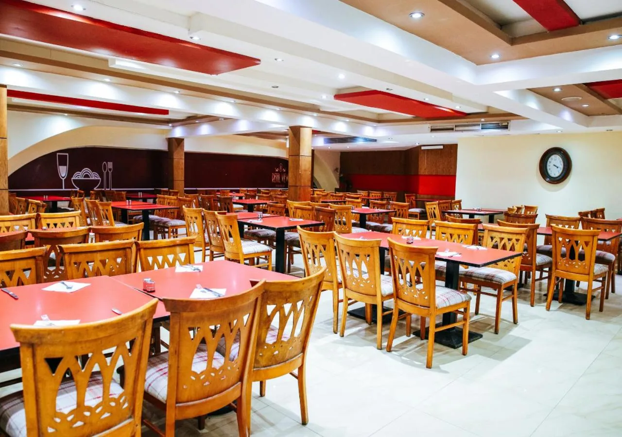 Restaurant/places to eat in Retal View Resort El Sokhna Aqua Park