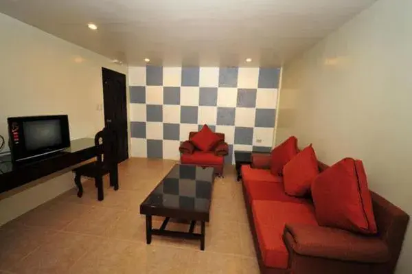 Living room in Hollywood Drive-In Hotel Living room in Hollywood Drive-In Hotel