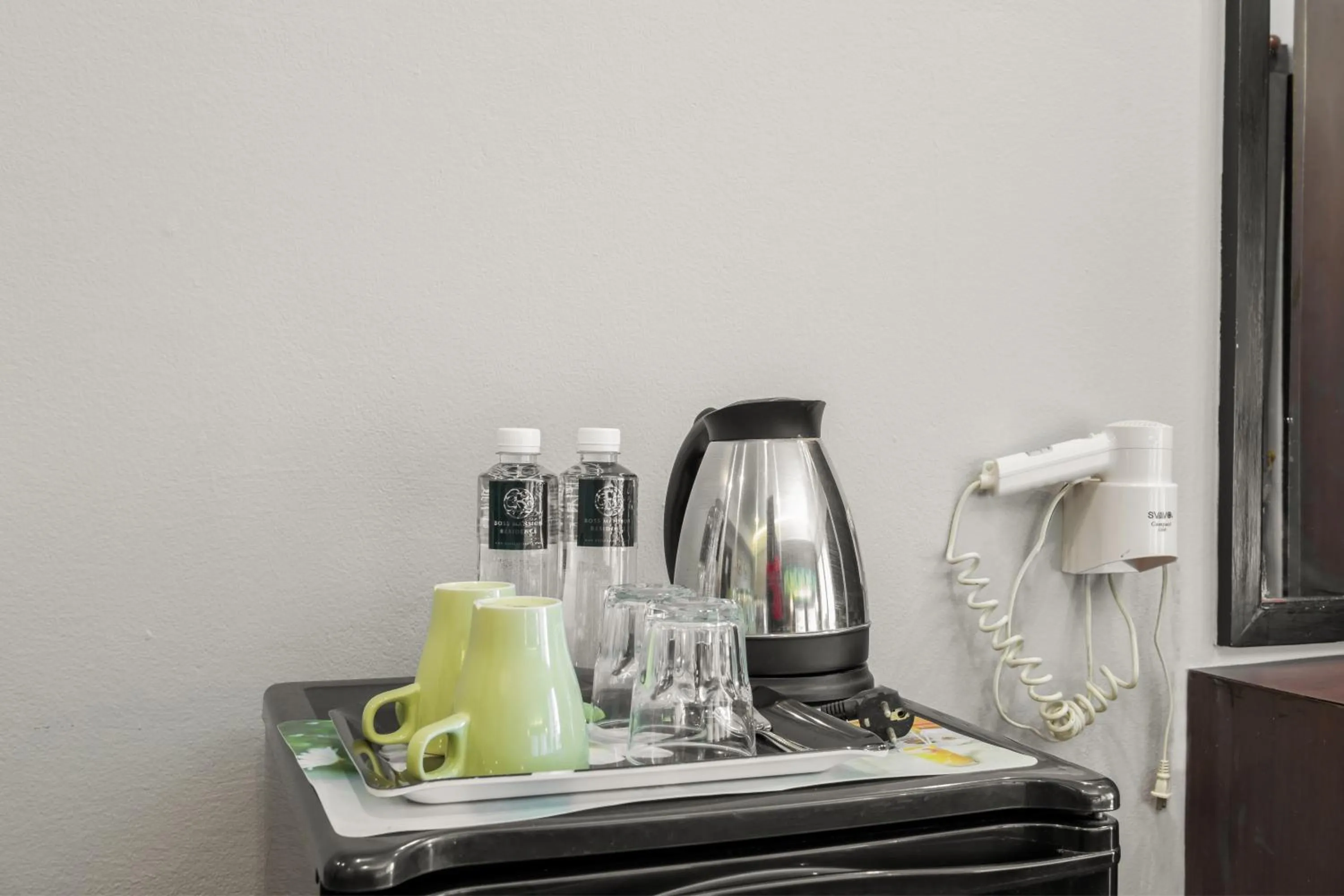 minibar in Boss Mansion