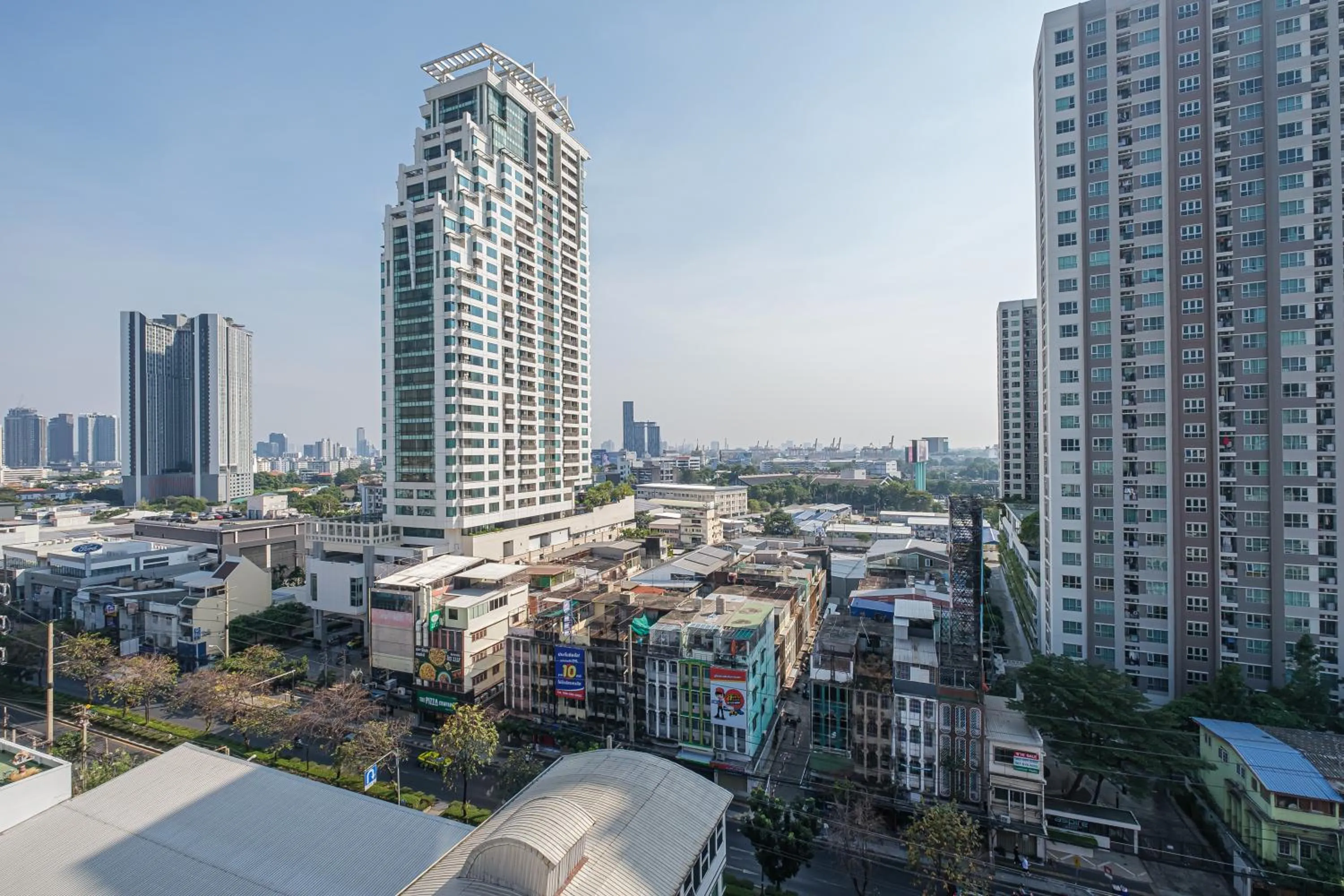 City view in Boss Mansion