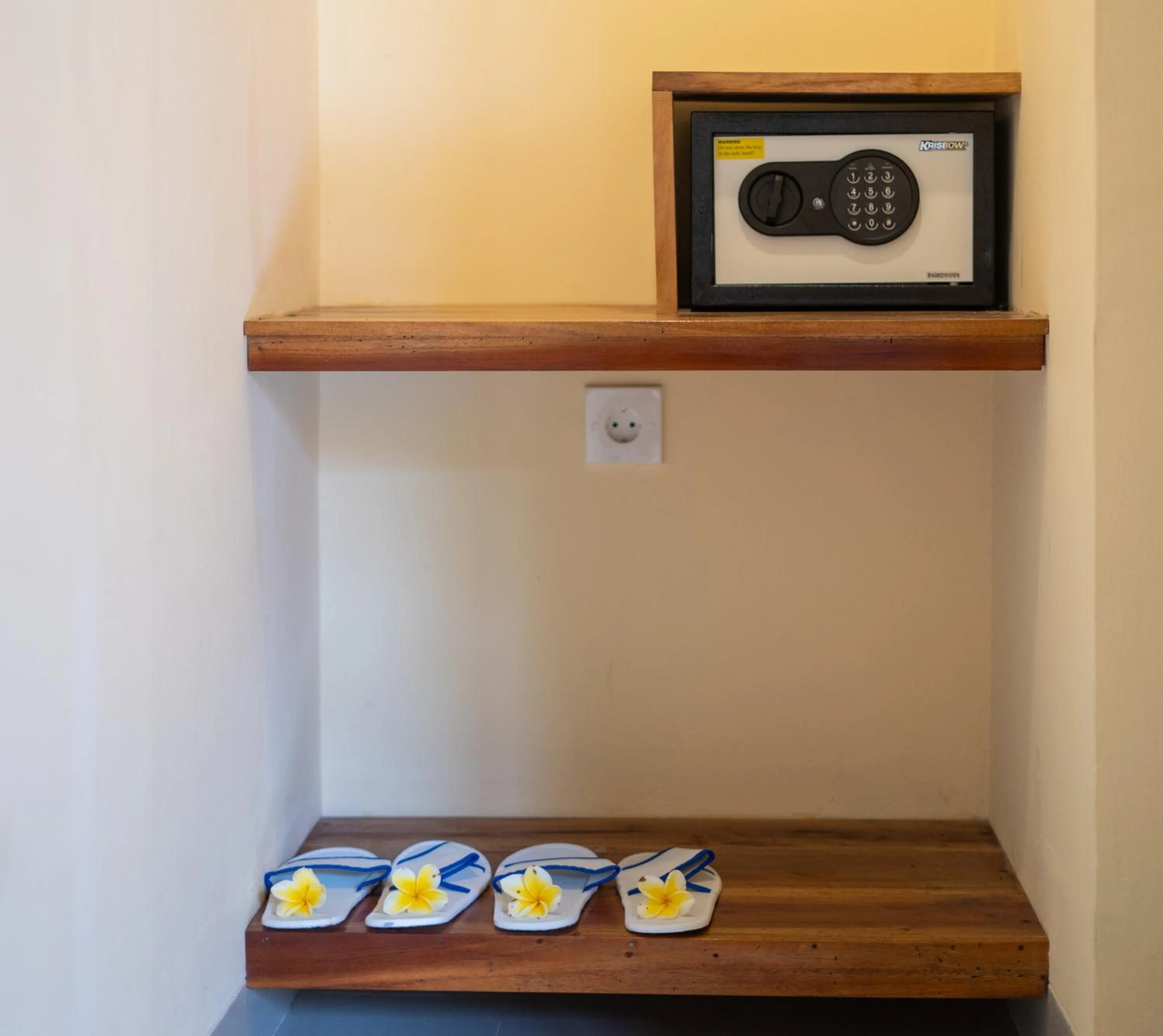 safe in Penida Bay Village