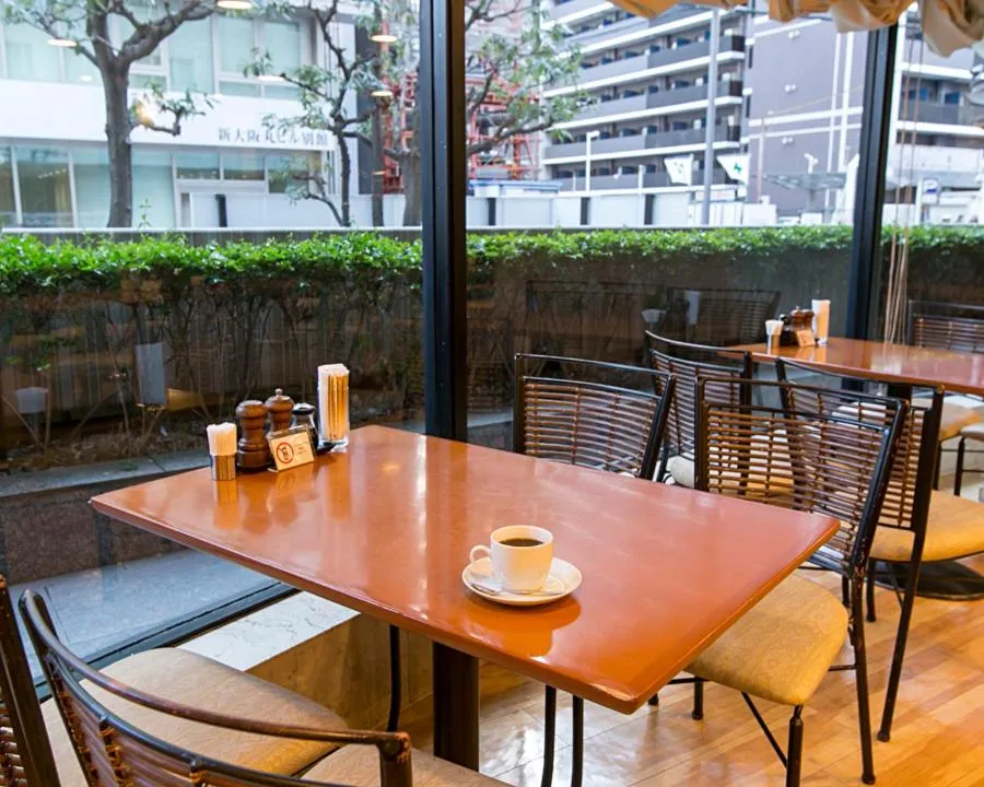 Restaurant/places to eat in Hotel Shin Osaka