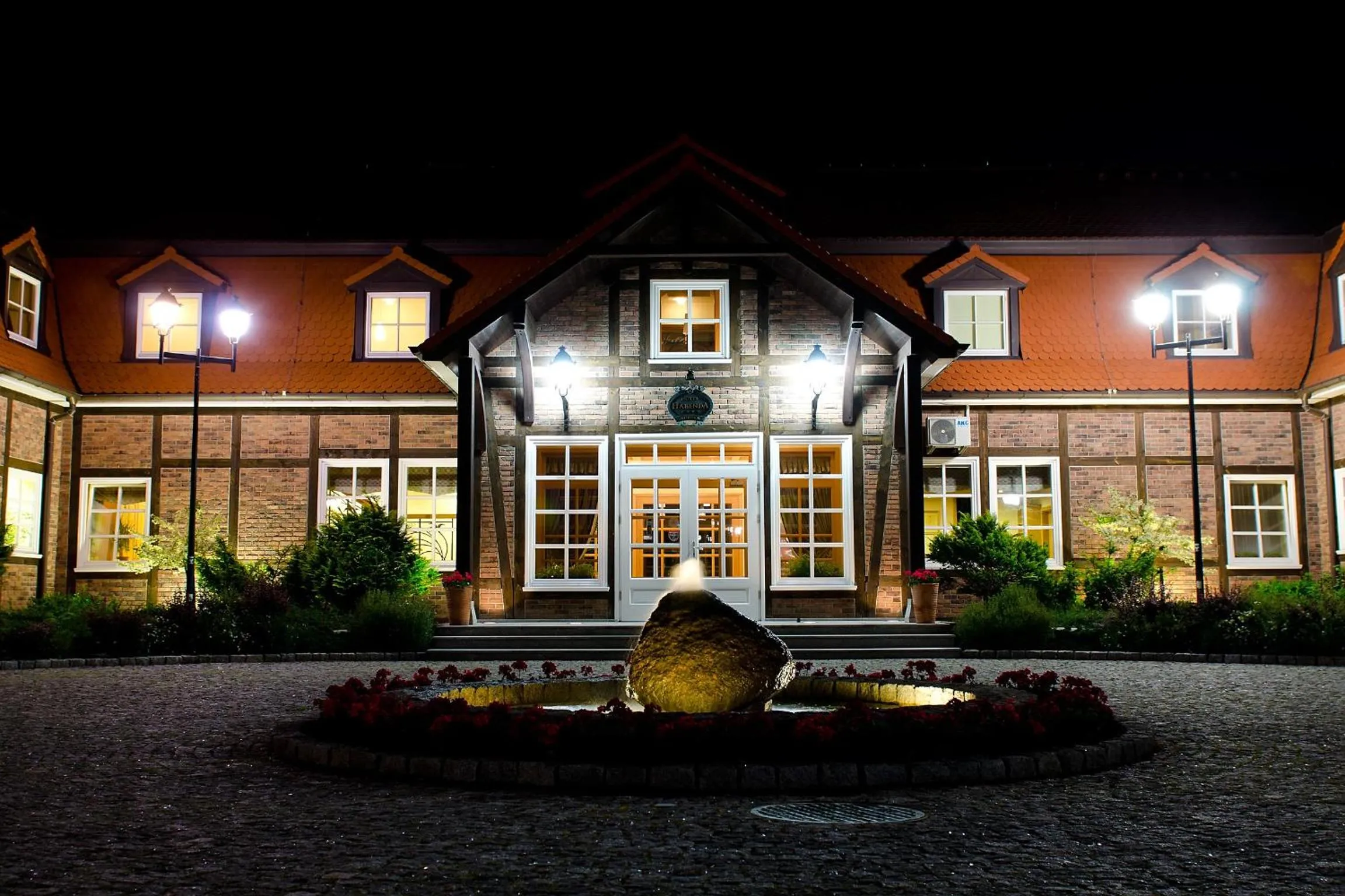 Facade/entrance in Hotel Habenda