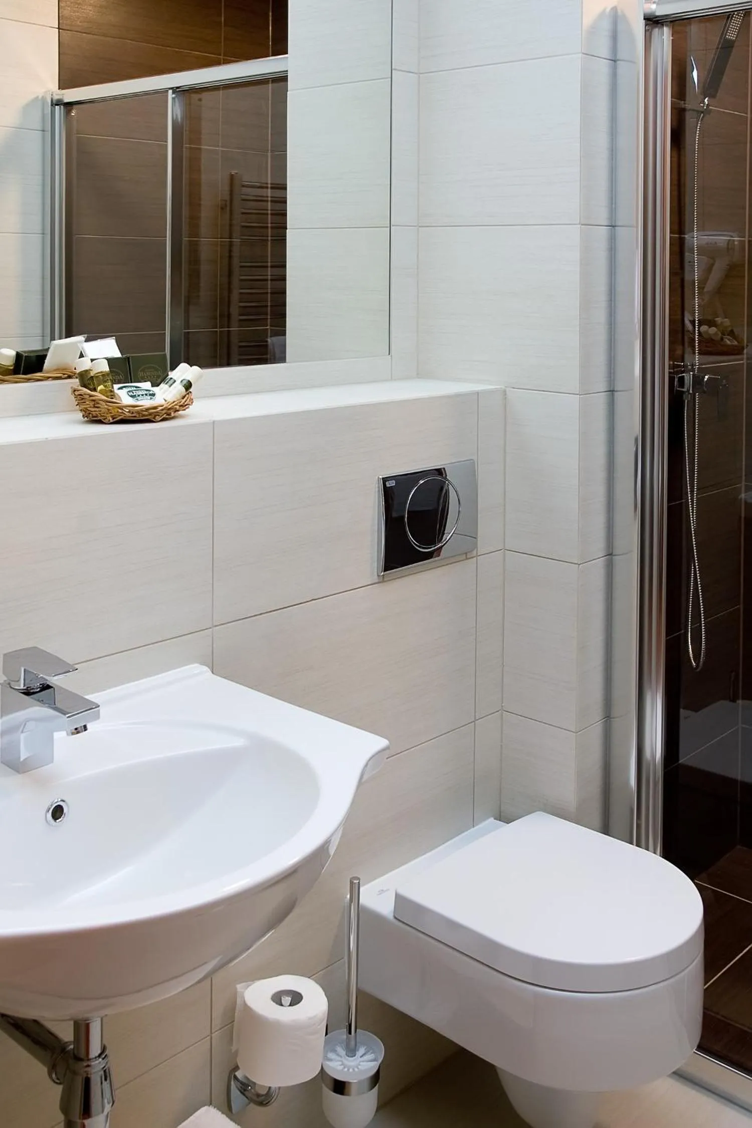 Bathroom in Hotel Habenda