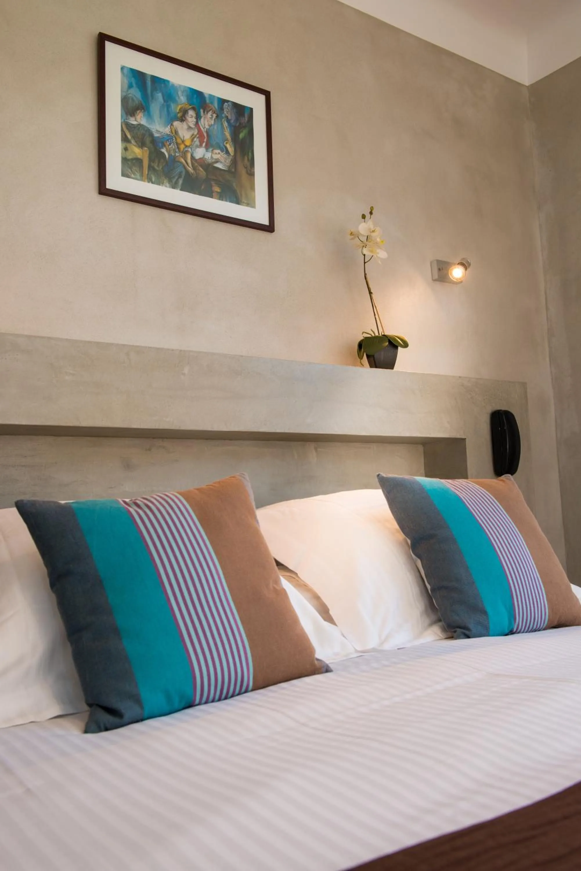 Decorative detail, Bed in Logis Hotel Ur-Hegian