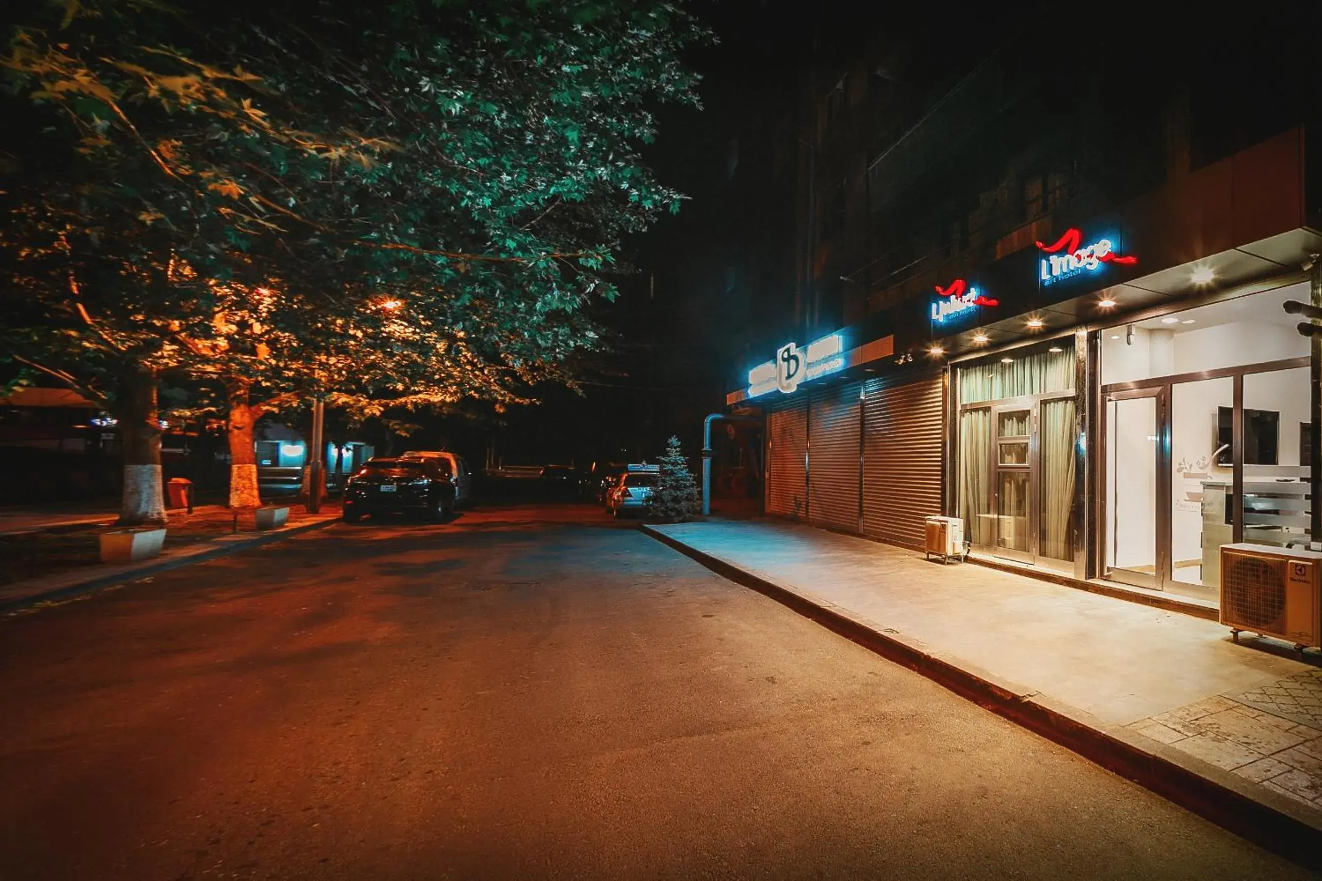 Property building in L'image Art Hotel Property building in L'image Art Hotel