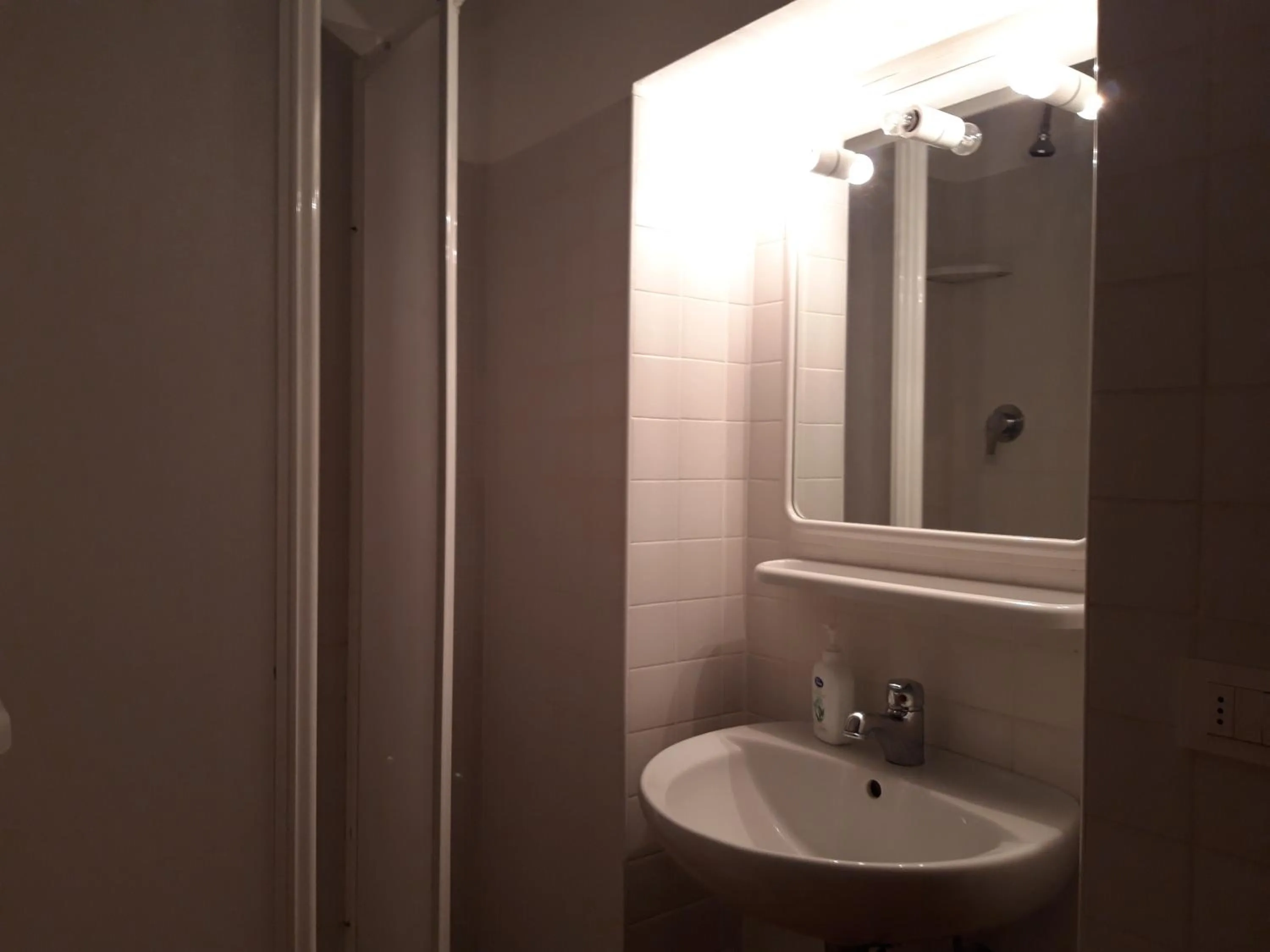 Bathroom in Affitta camere San Miniato