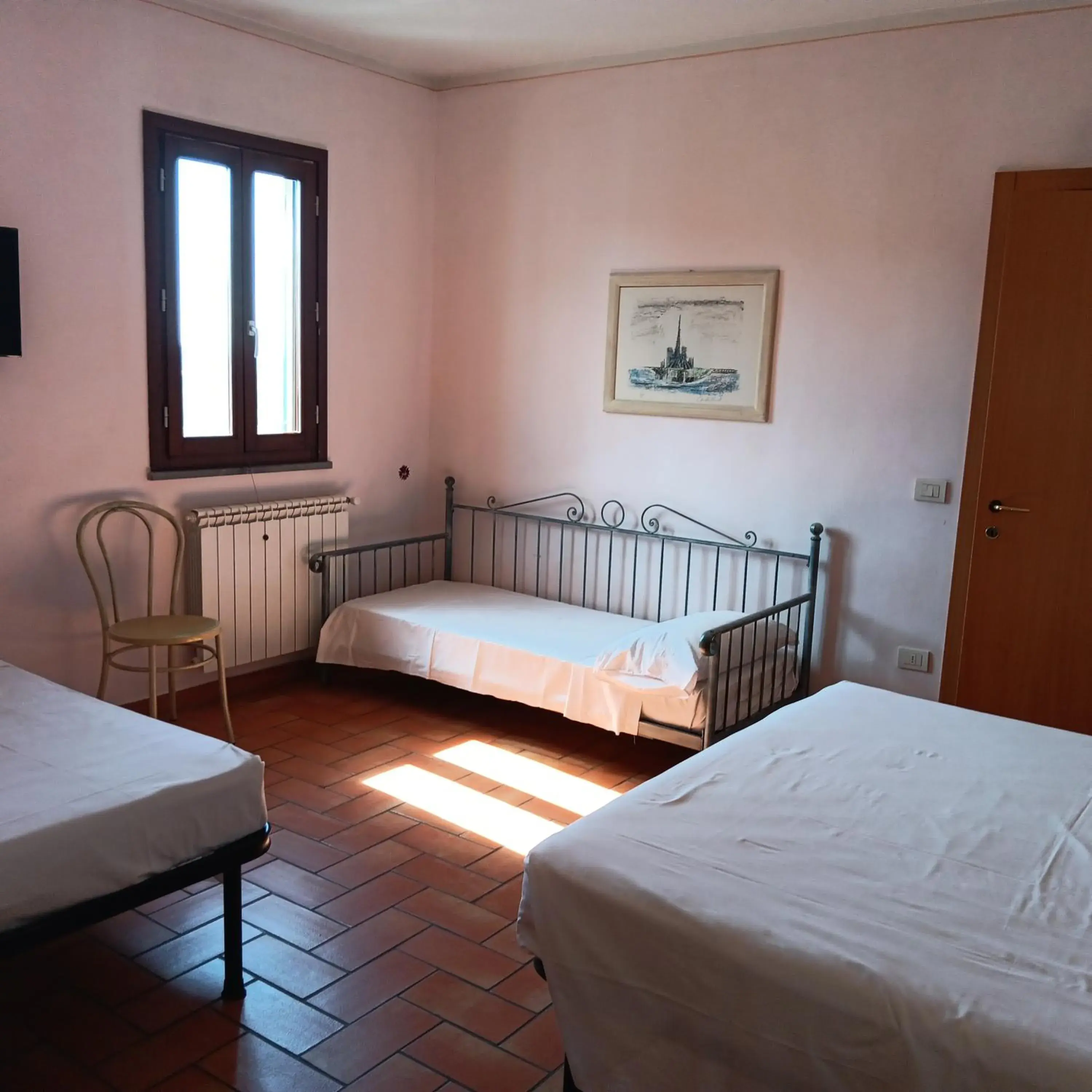 Quadruple Room with Private Bathroom in Affitta camere San Miniato Quadruple Room with Private Bathroom in Affitta camere San Miniato