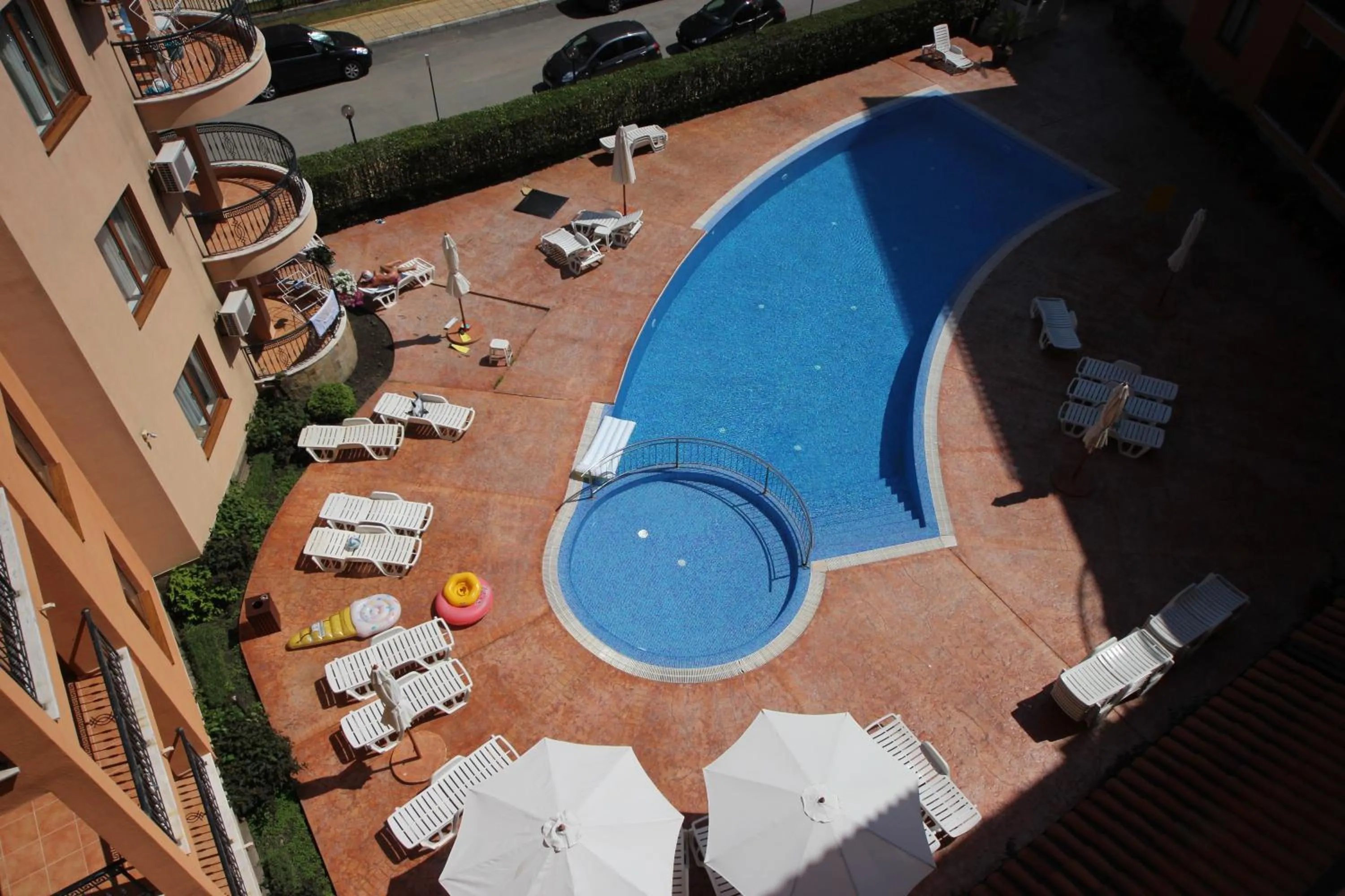 Pool view in Efir 2 - Menada Apartments