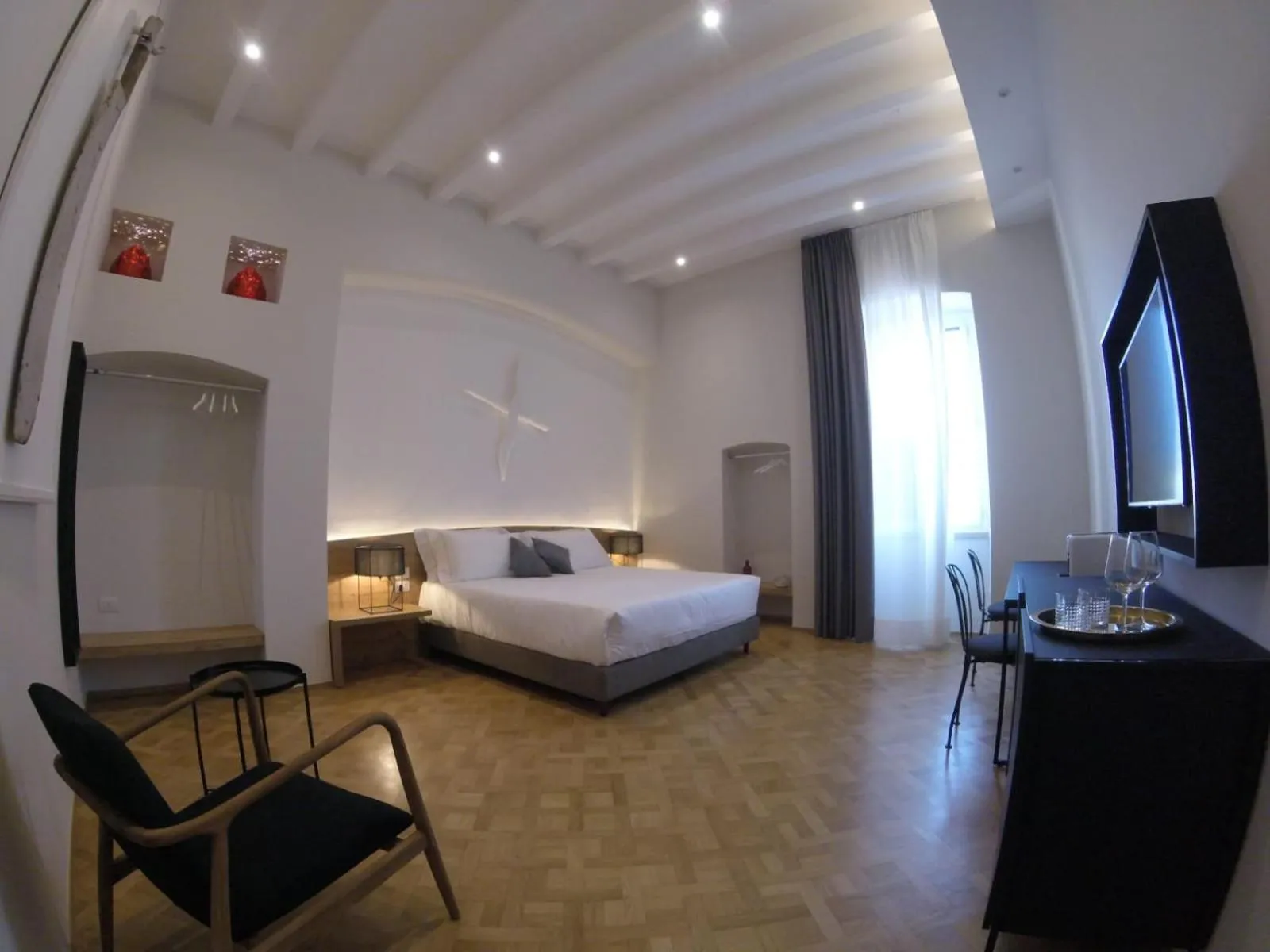 Photo of the whole room in Palazzo Marina