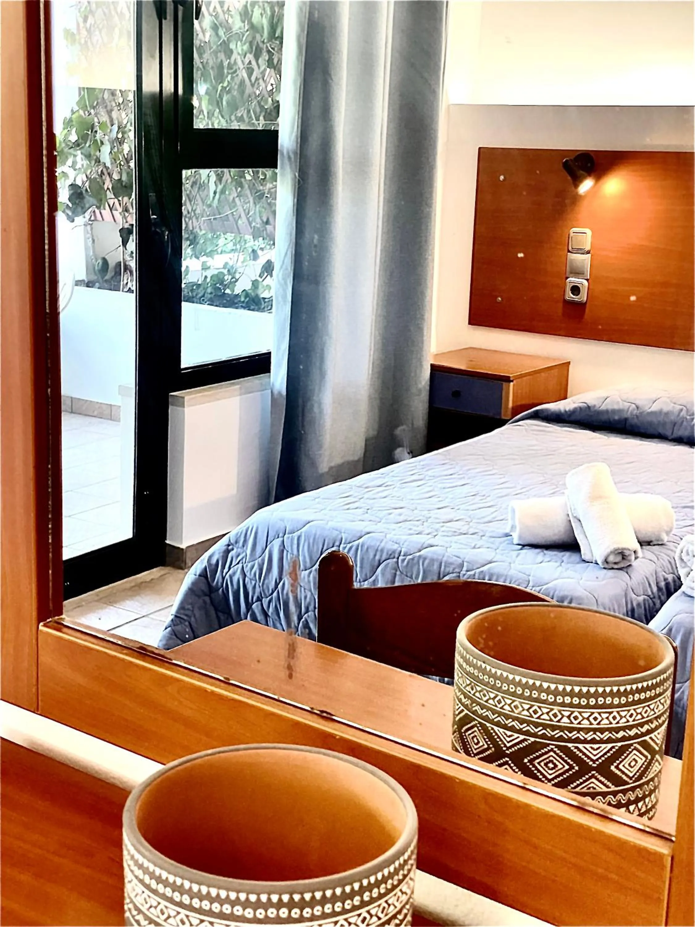 Garden, Bed in Nireas Resort Corfu