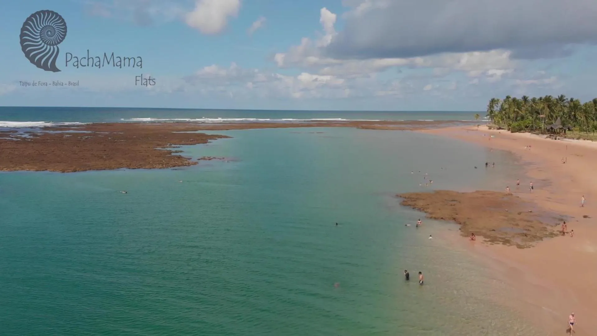 Beach in PachaMama Flats - Taipu de Fora