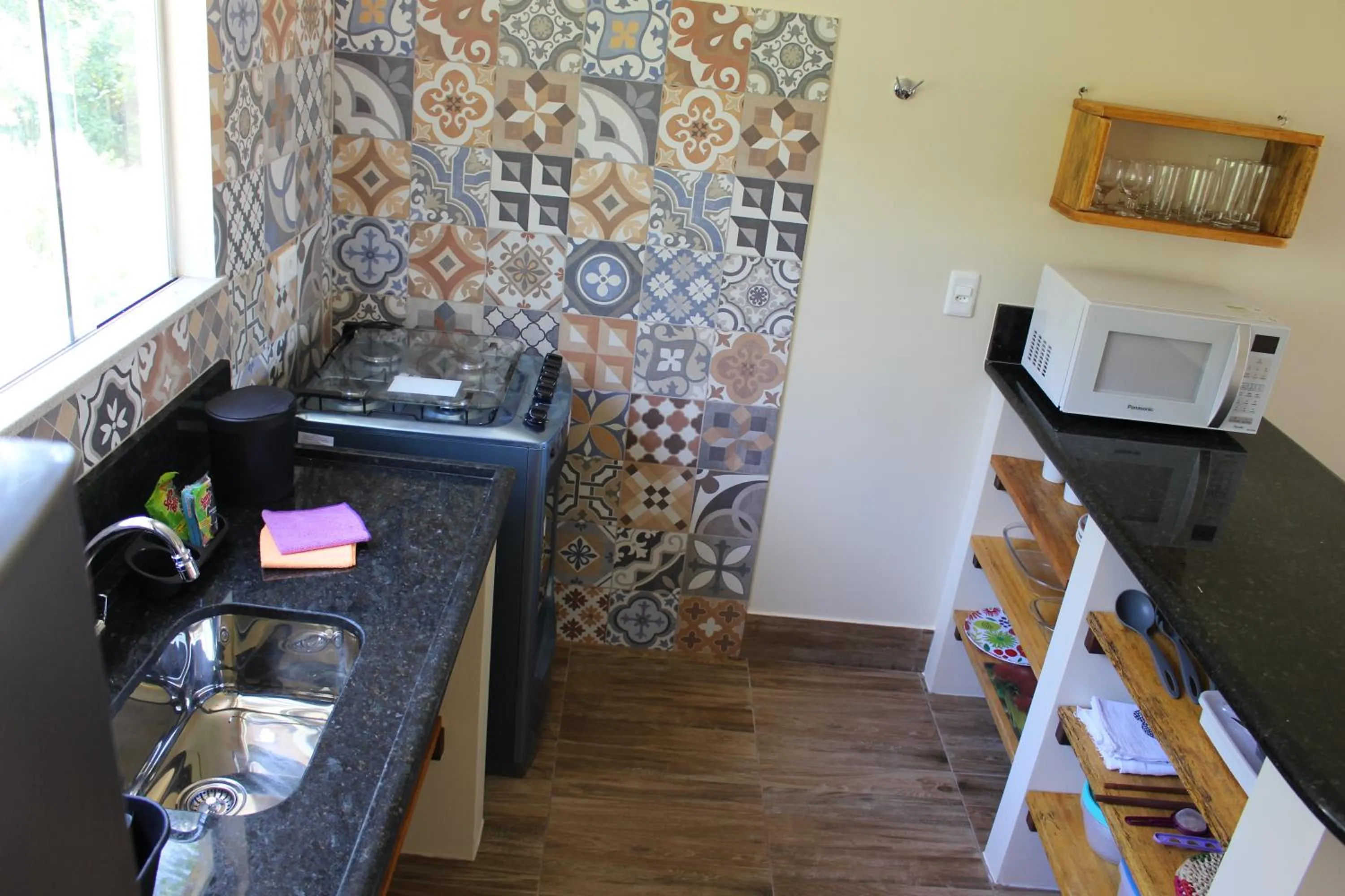 Communal kitchen in PachaMama Flats - Taipu de Fora
