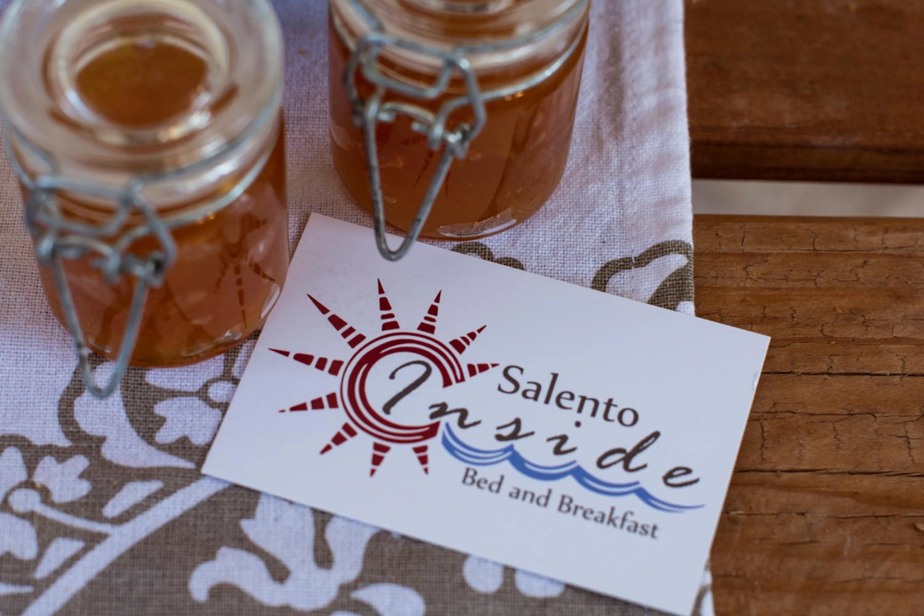 Property logo or sign in Salento Inside