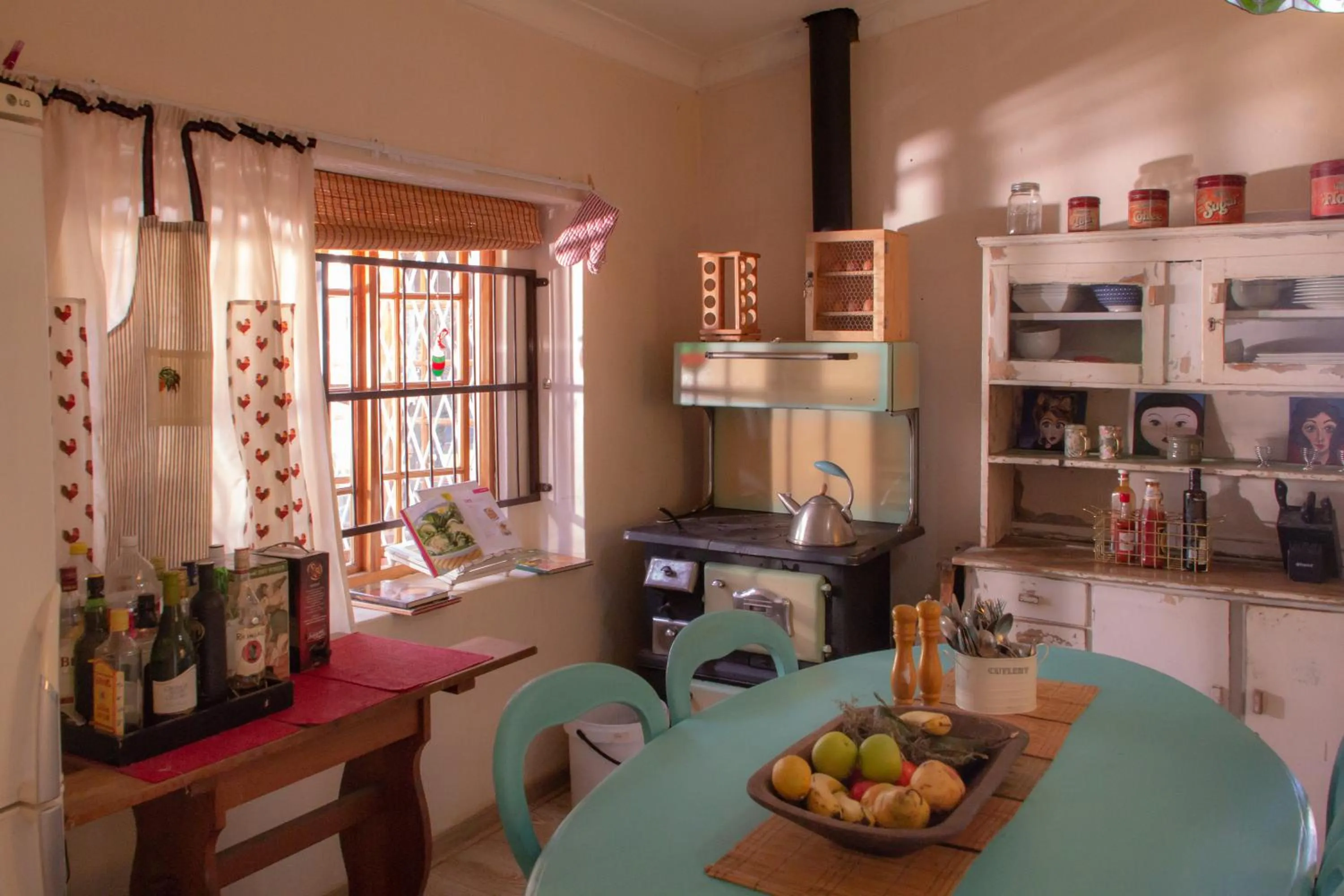 Kitchen or kitchenette in The Cherry Stone Country House