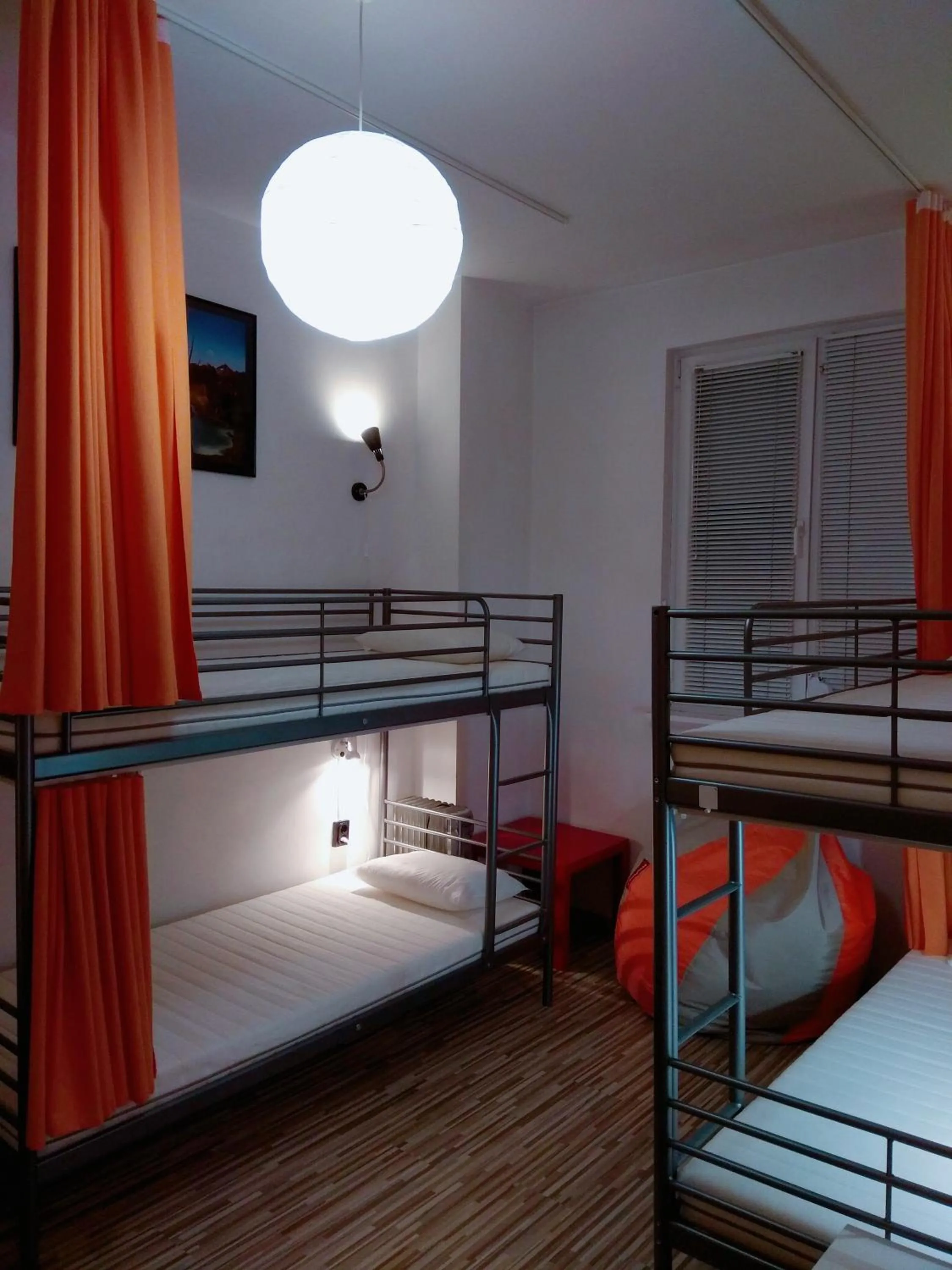 bunk bed, Bed in Pijama Hostel