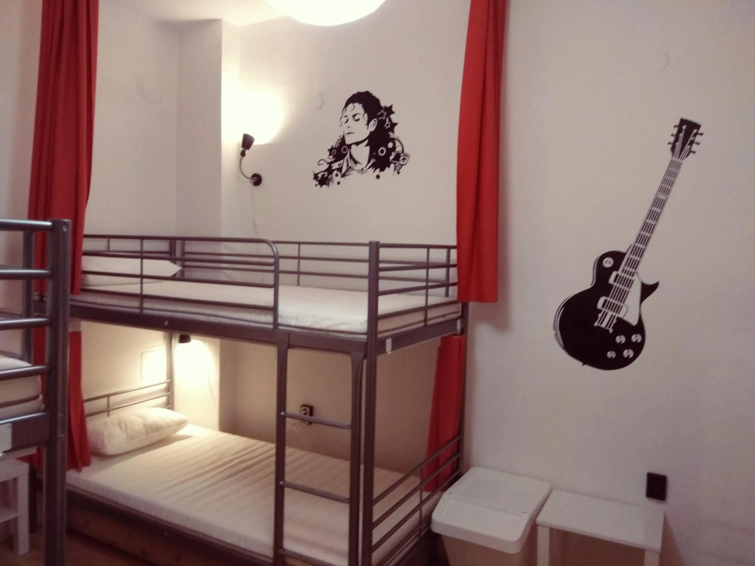 bunk bed, Bed in Pijama Hostel