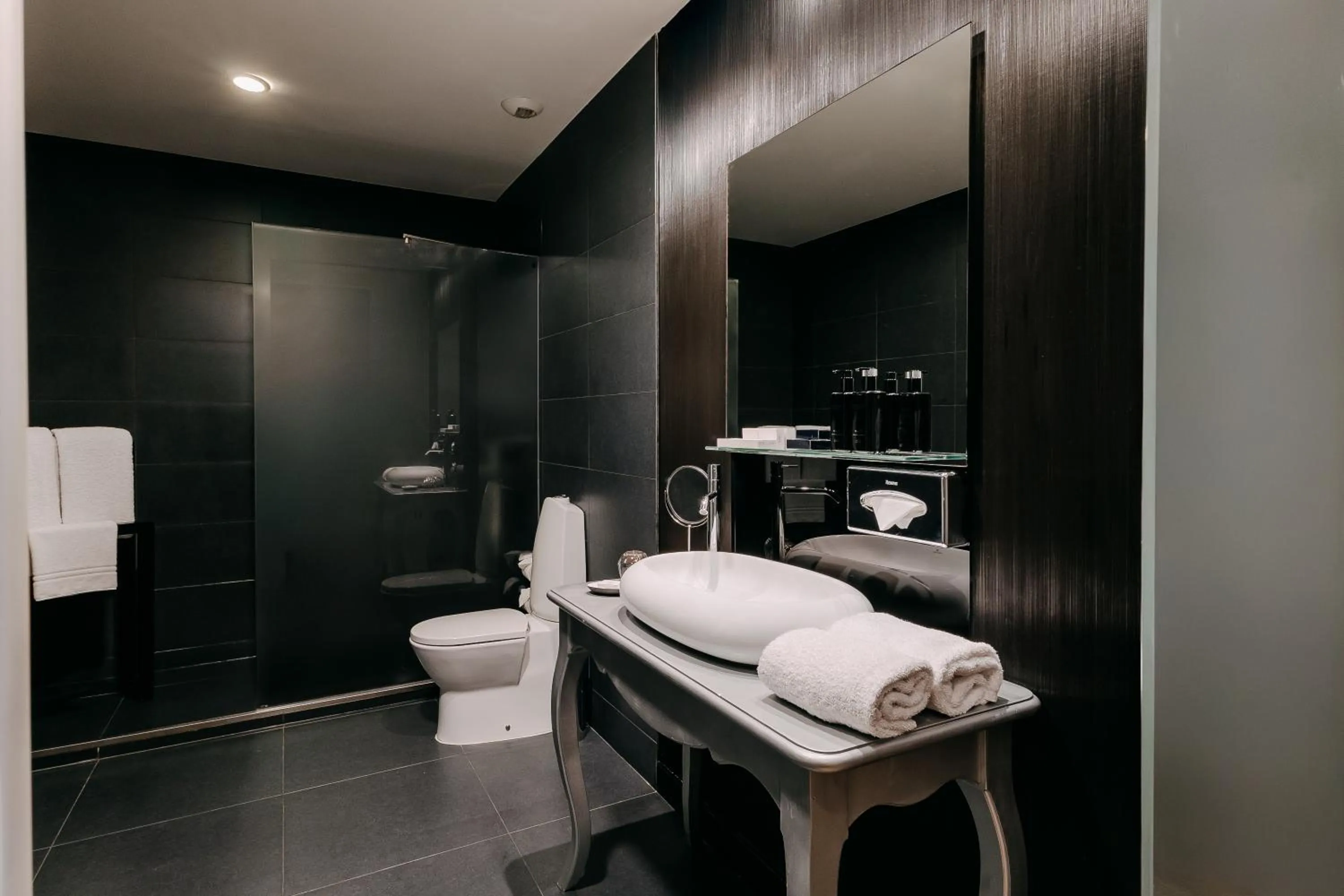 Toilet in 138 Liberdade Hotel