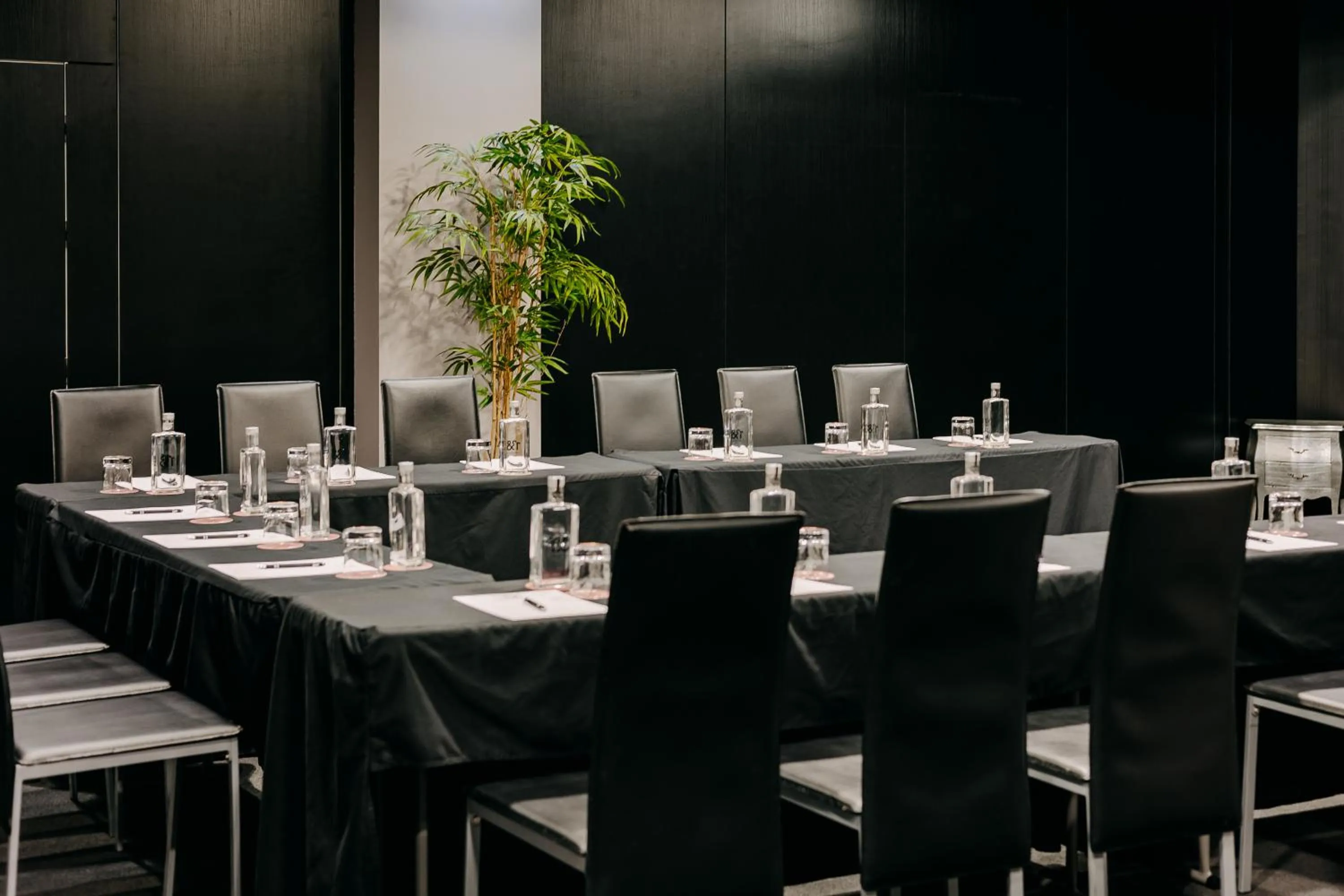 Meeting/conference room in 138 Liberdade Hotel