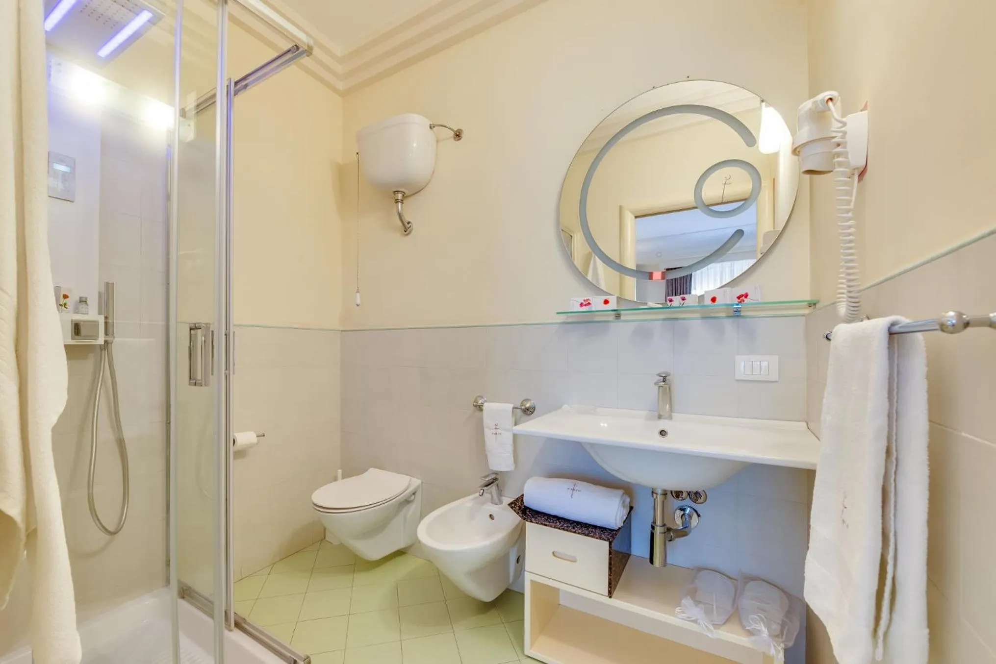 Bathroom in Fazio Rooms