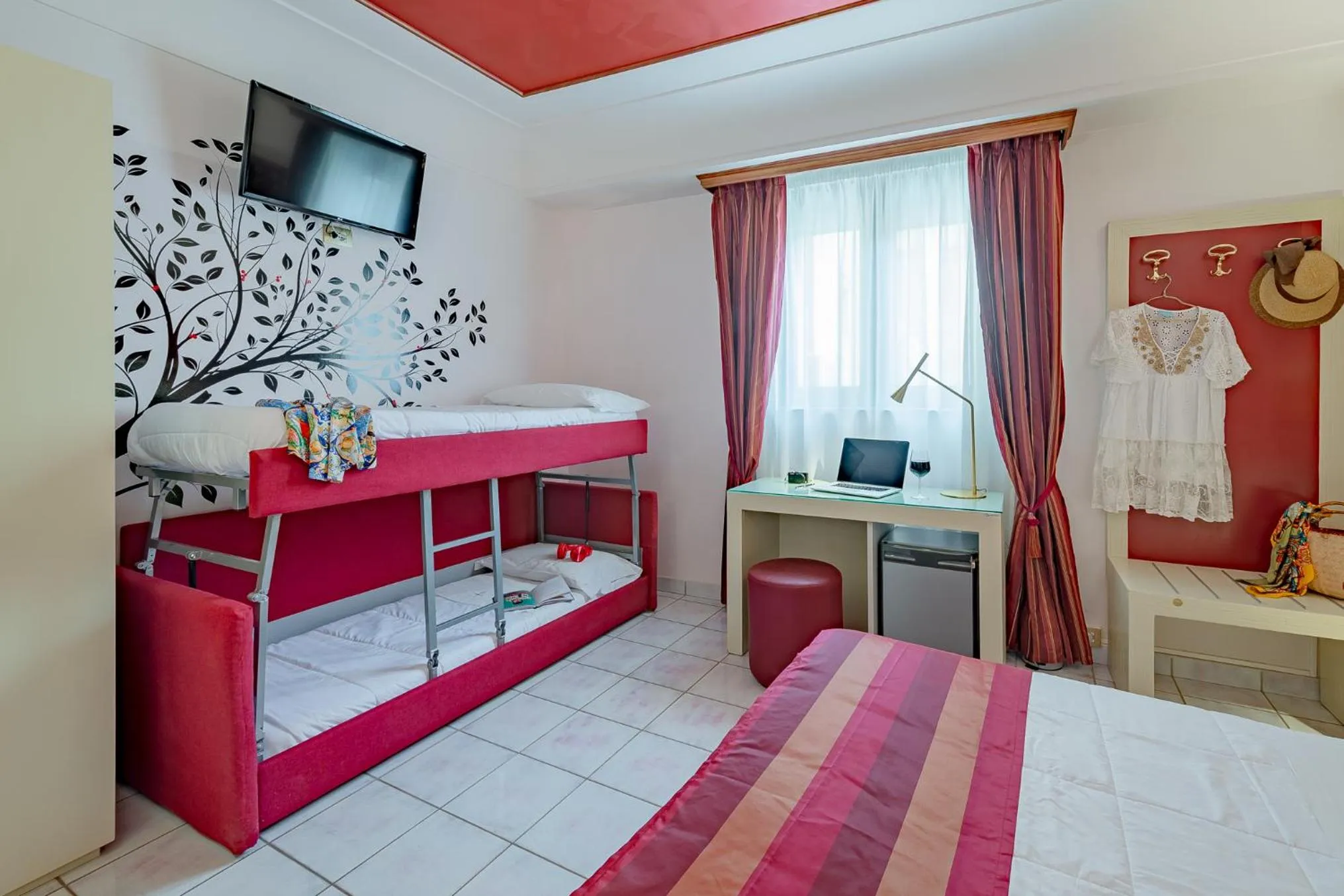 bunk bed, Bed in Fazio Rooms