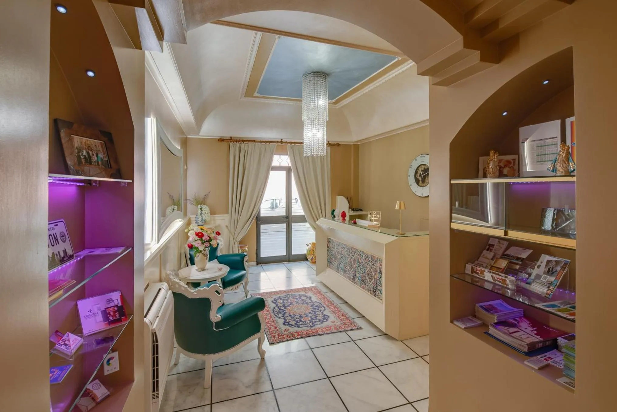 Lobby or reception in Fazio Rooms