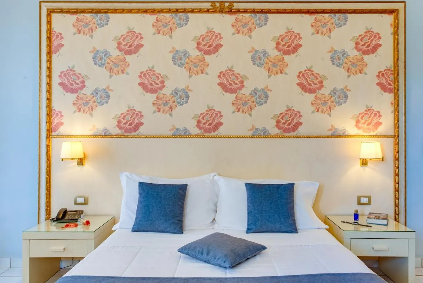 Bedroom, Bed in Fazio Rooms