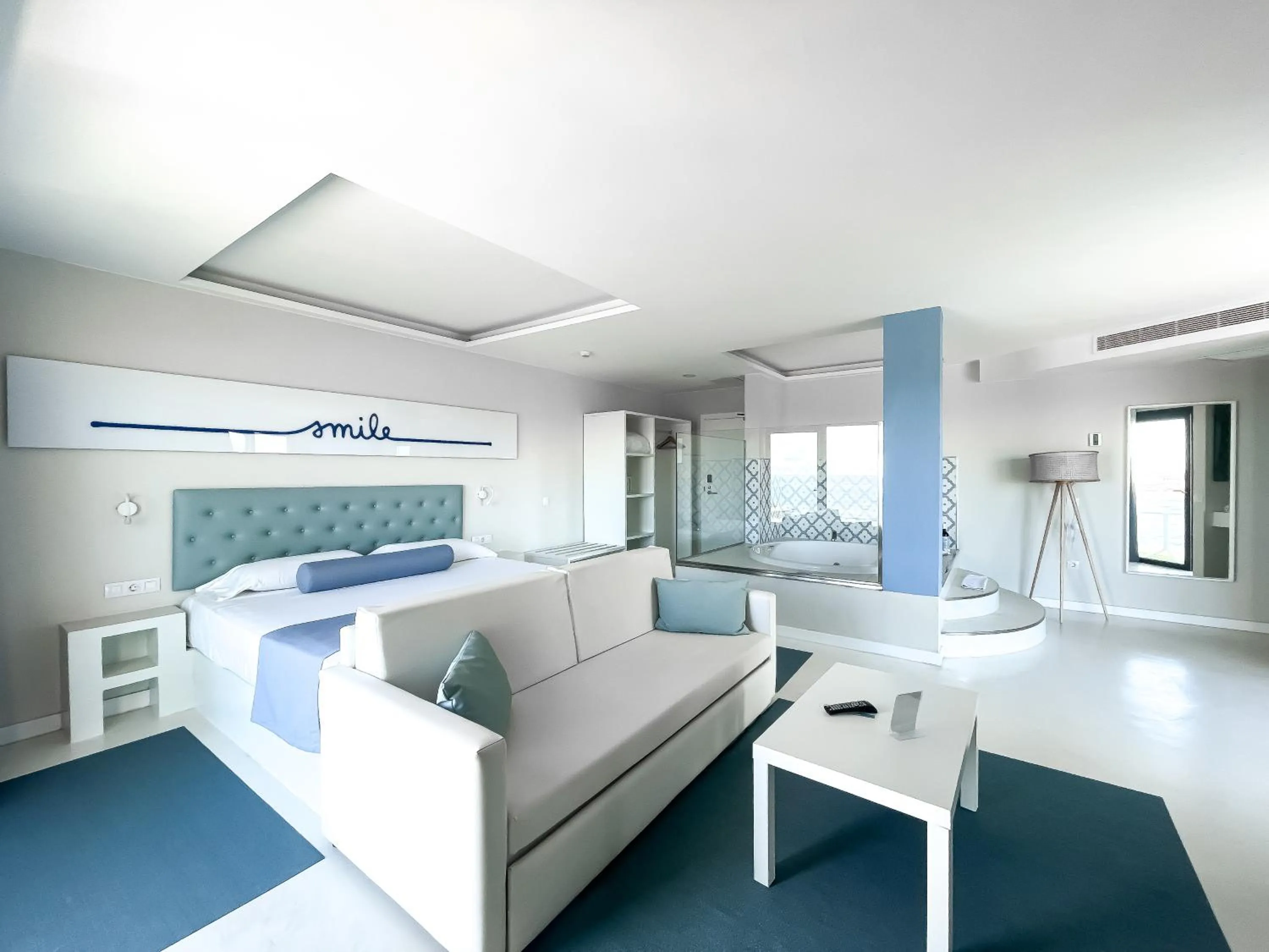 Photo of the whole room, Bed in Corralejo Surfing Colors Hotel&Apartments