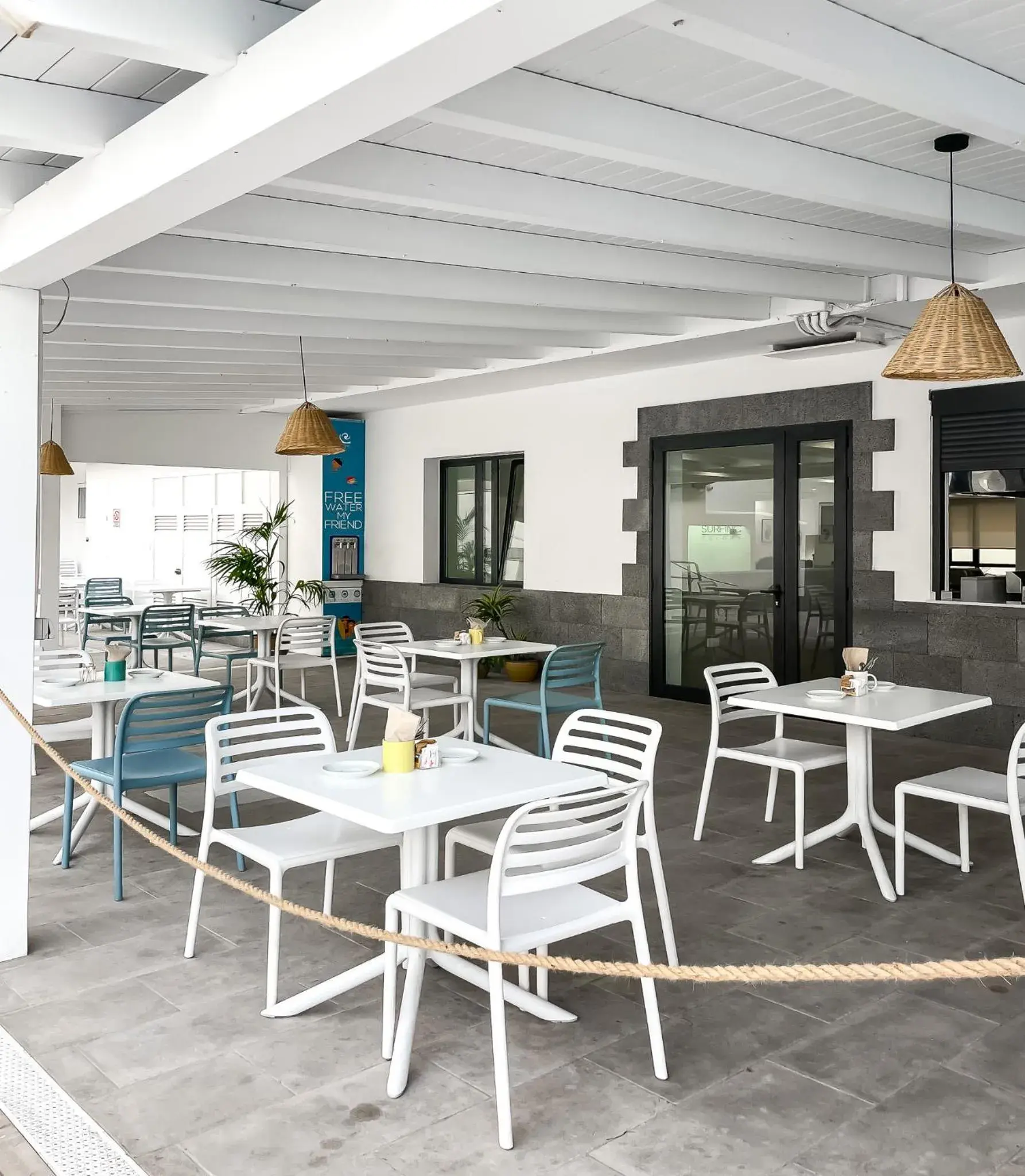 Lounge or bar in Corralejo Surfing Colors Hotel&Apartments Lounge or bar in Corralejo Surfing Colors Hotel&Apartments