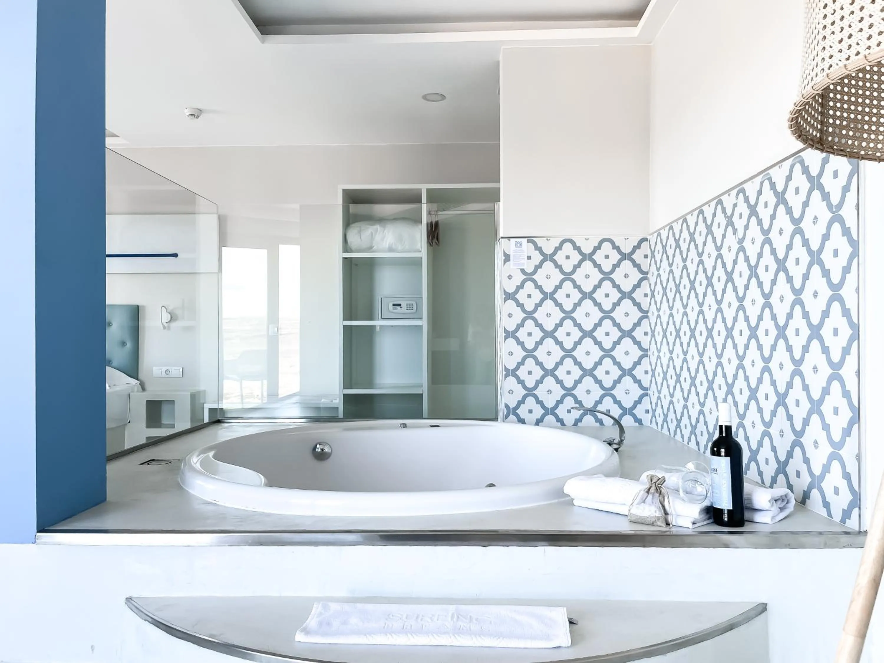 Hot Tub in Corralejo Surfing Colors Hotel&Apartments