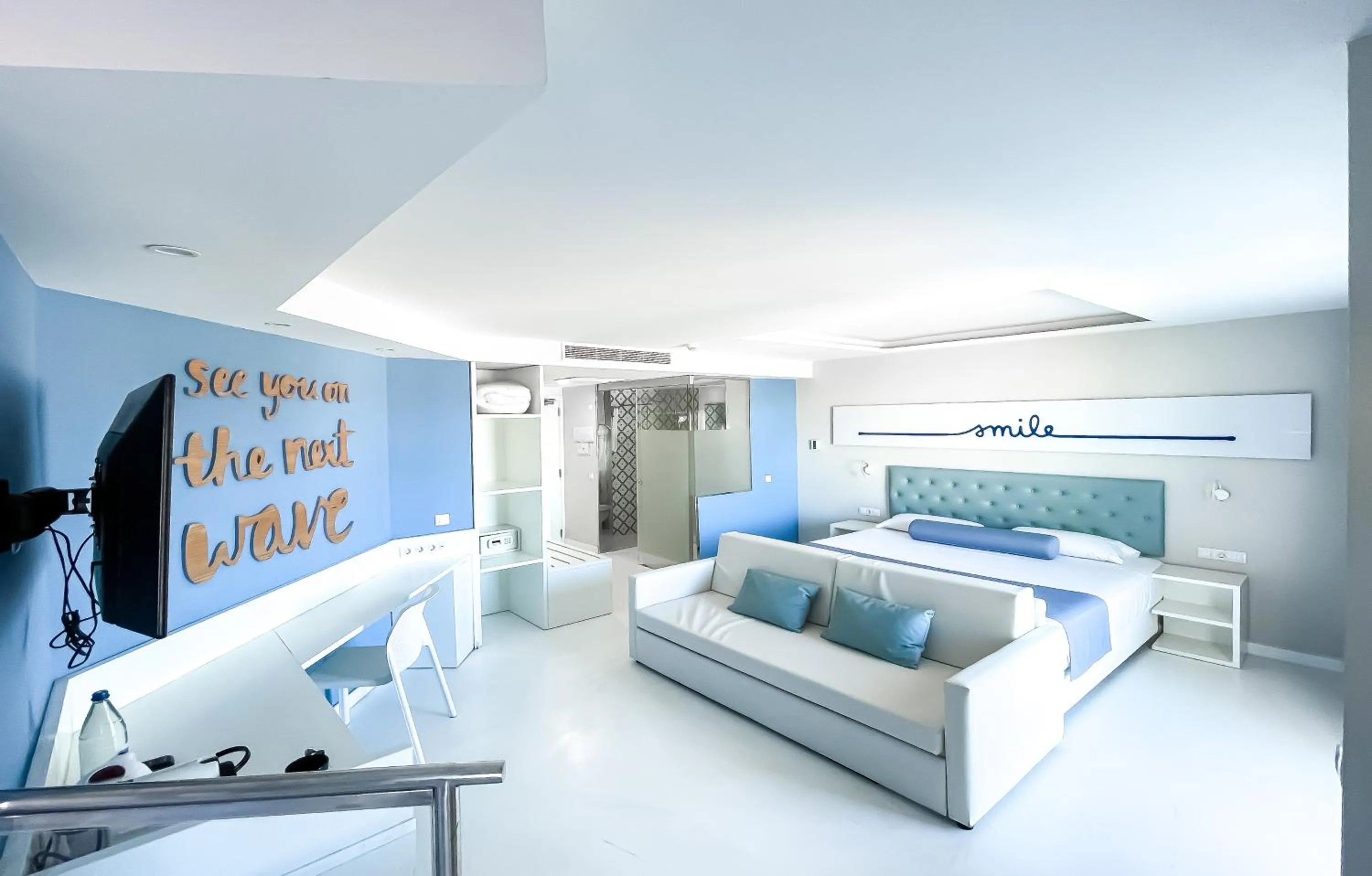 Photo of the whole room, Bed in Corralejo Surfing Colors Hotel&Apartments