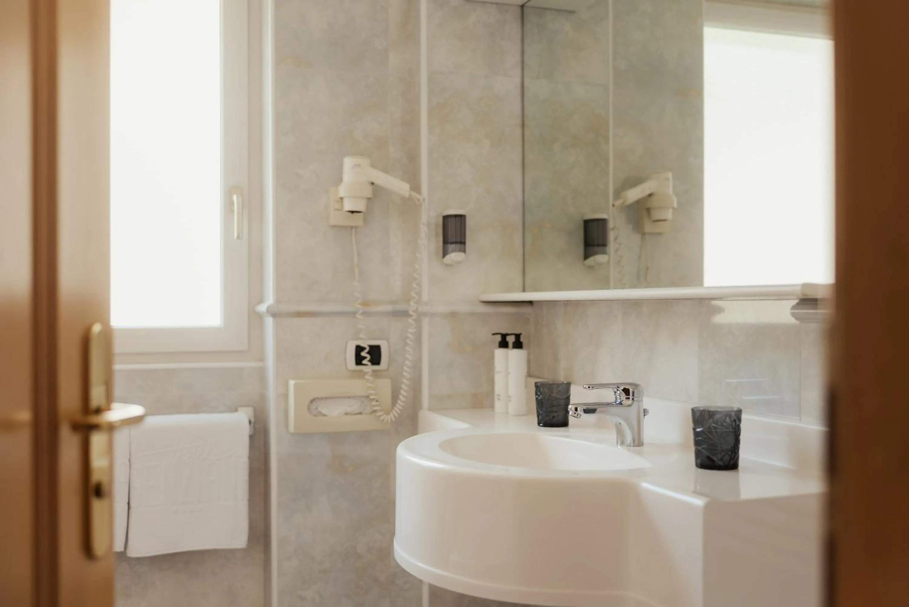 Bathroom in Hotel Genziana